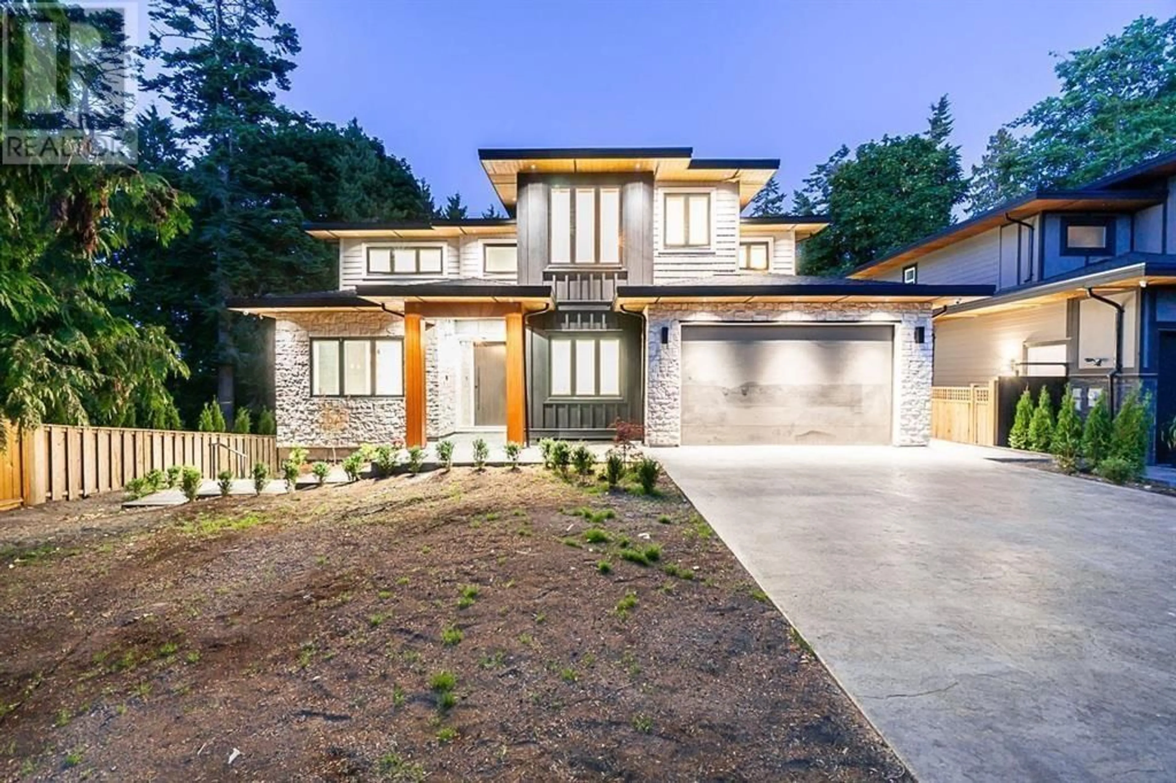 Frontside or backside of a home for 882 ENGLISH BLUFF ROAD, Delta British Columbia V4M2N5