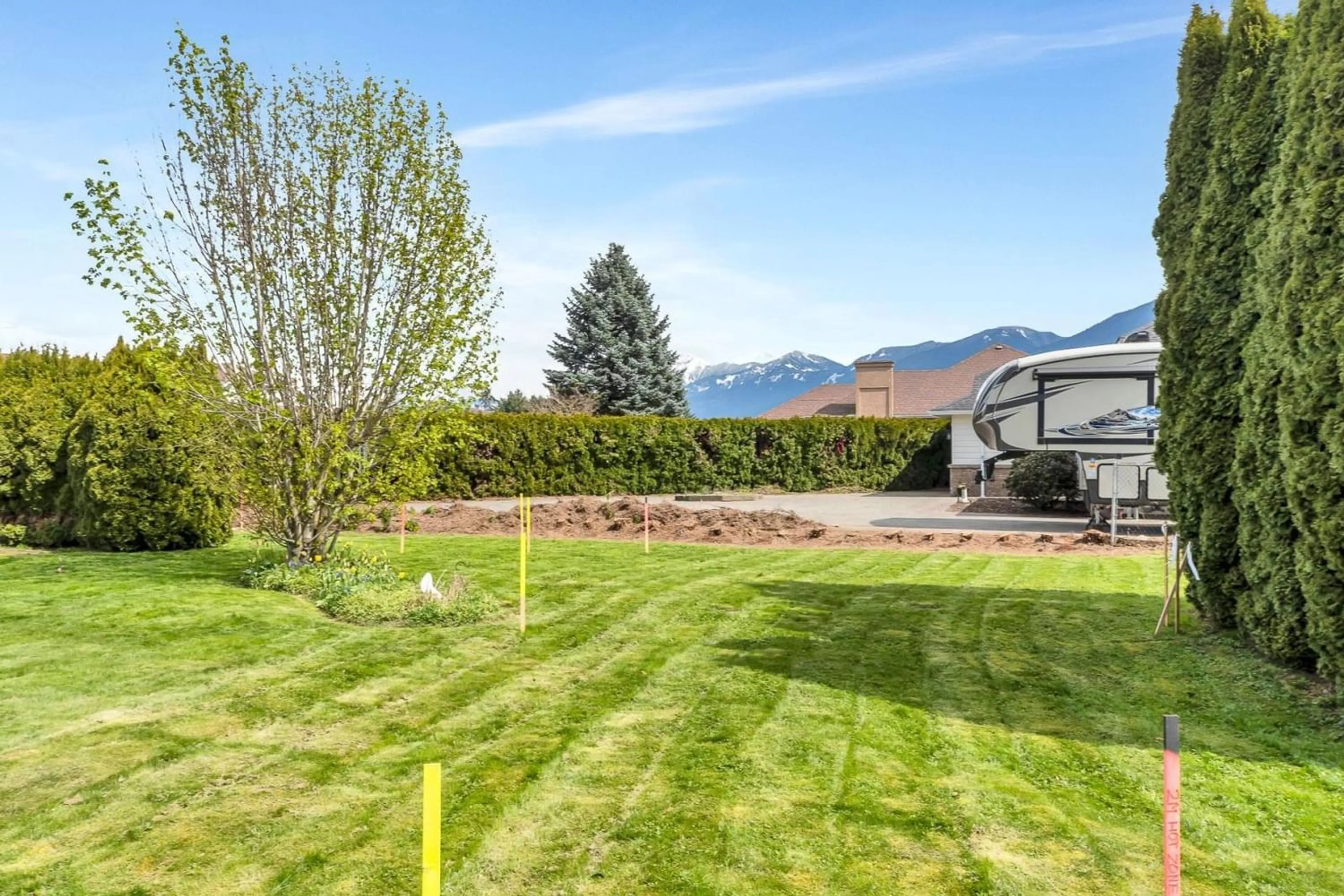 Fenced yard for 46290 ROY AVENUE, Chilliwack British Columbia V2R2W2