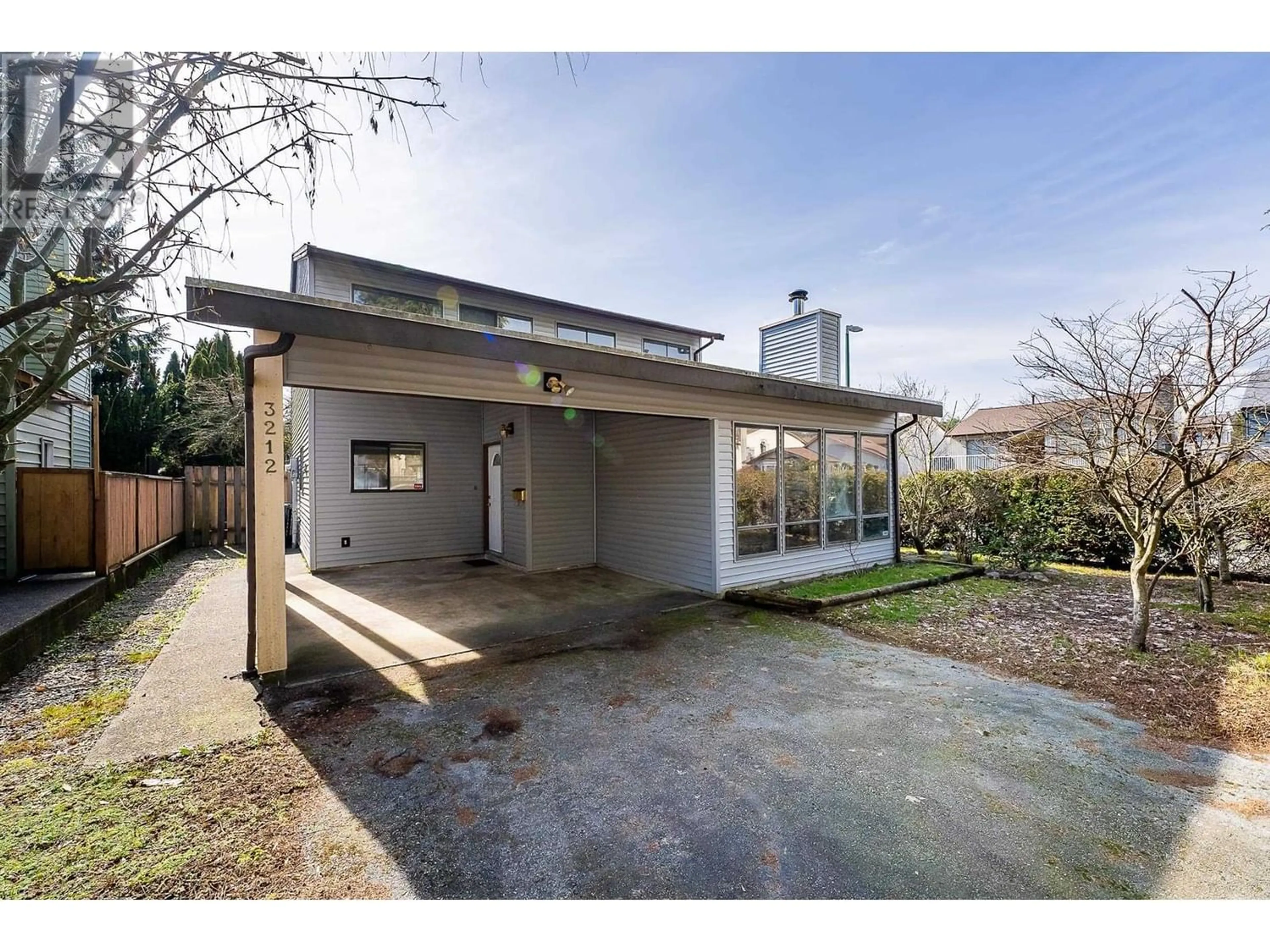 Frontside or backside of a home for 3212 CHROME CRESCENT, Coquitlam British Columbia V3E1M5