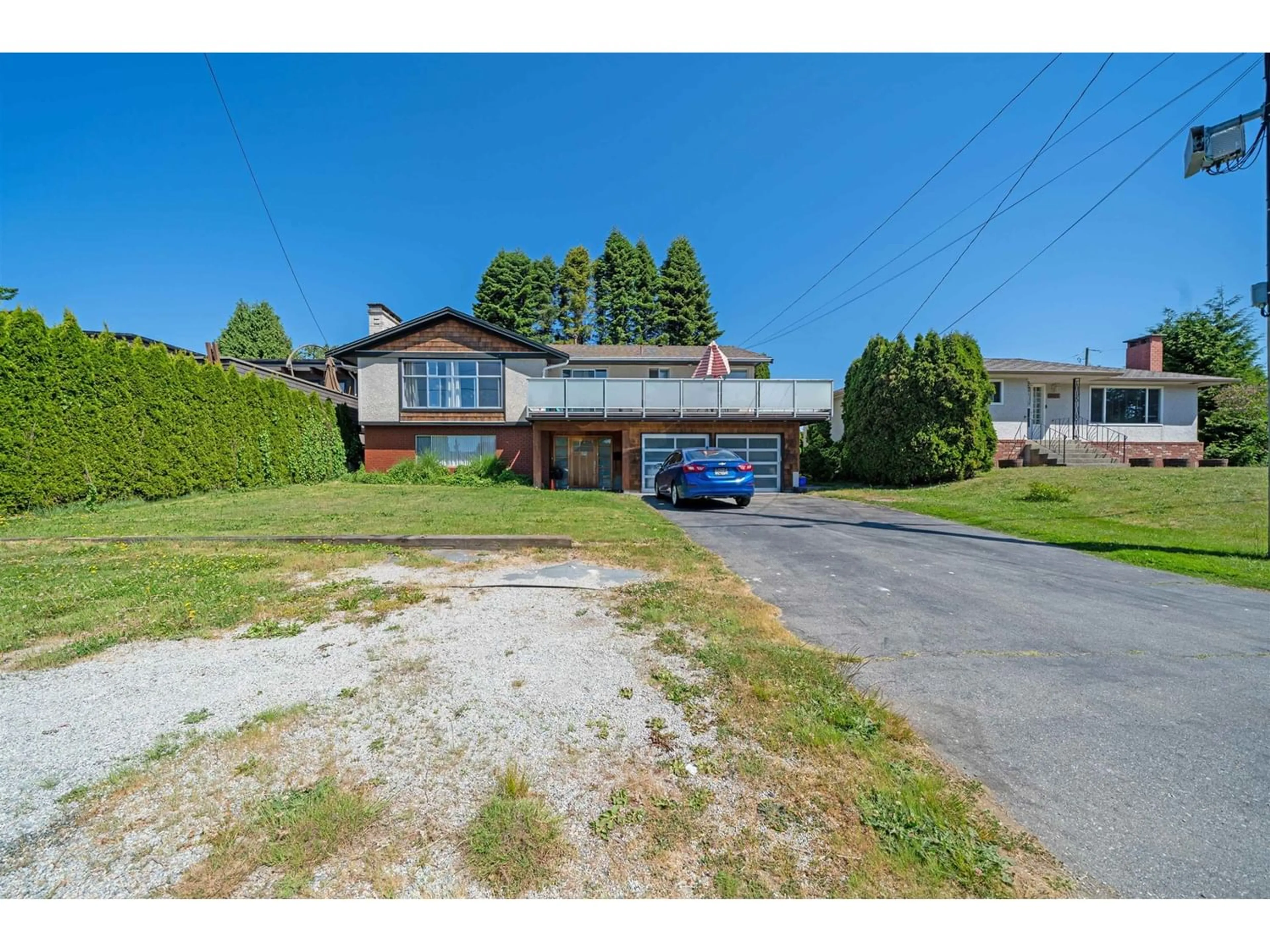 Frontside or backside of a home for 13873 BLACKBURN AVENUE, White Rock British Columbia V4B2Z1