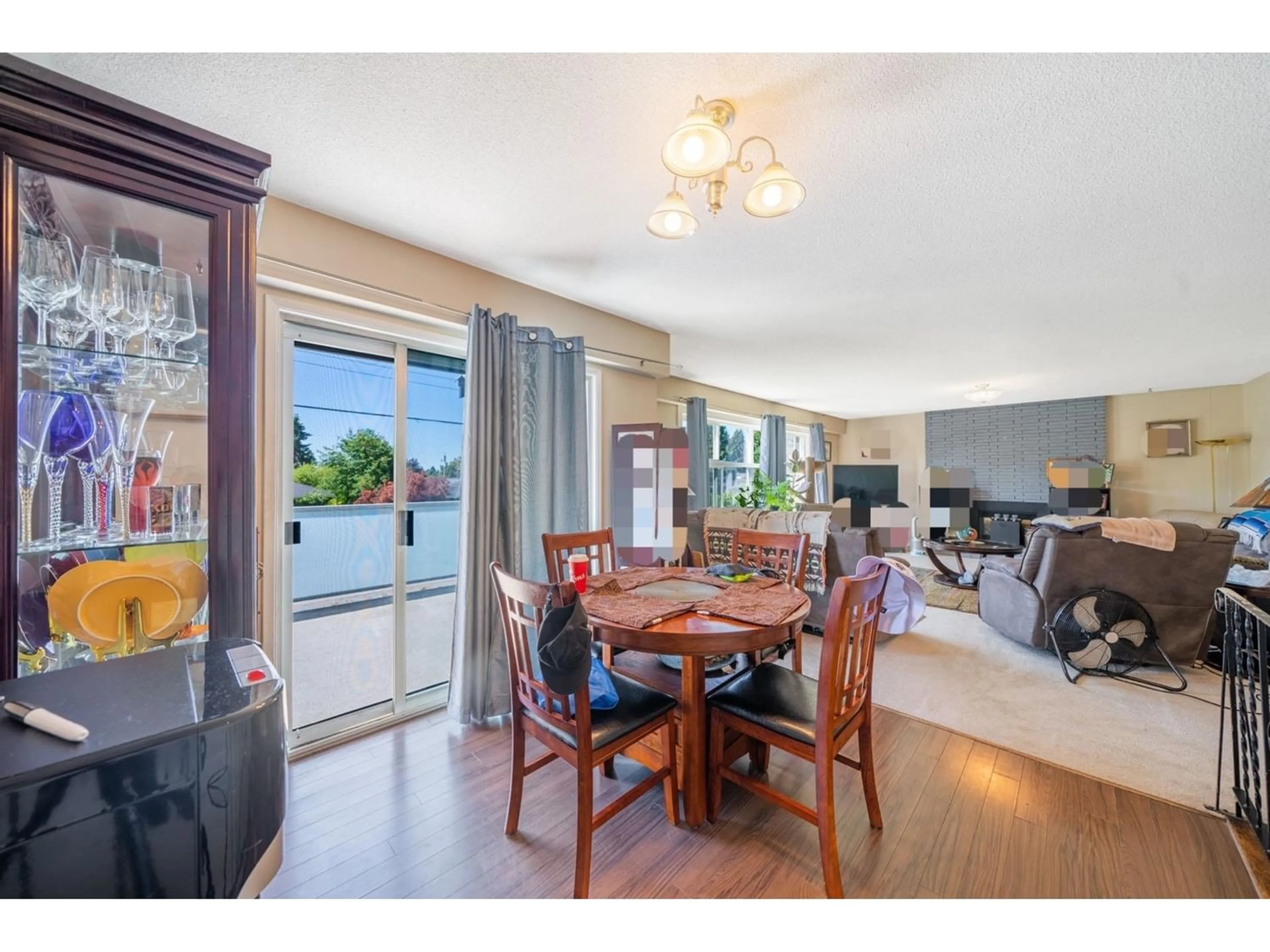 Dining room for 13873 BLACKBURN AVENUE, White Rock British Columbia V4B2Z1