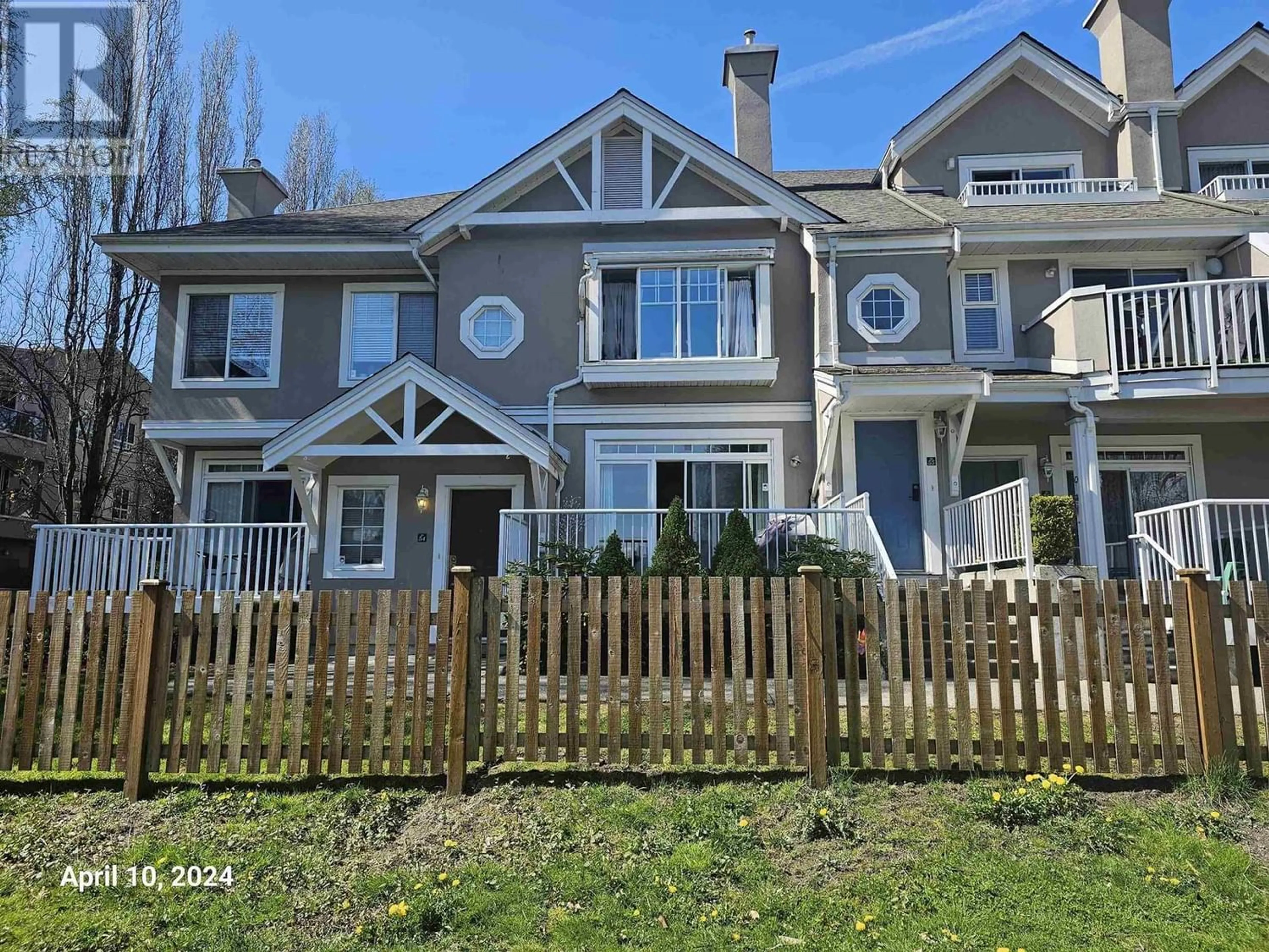 A pic from exterior of the house or condo for 54 2422 HAWTHORNE AVENUE, Port Coquitlam British Columbia V3C6K7