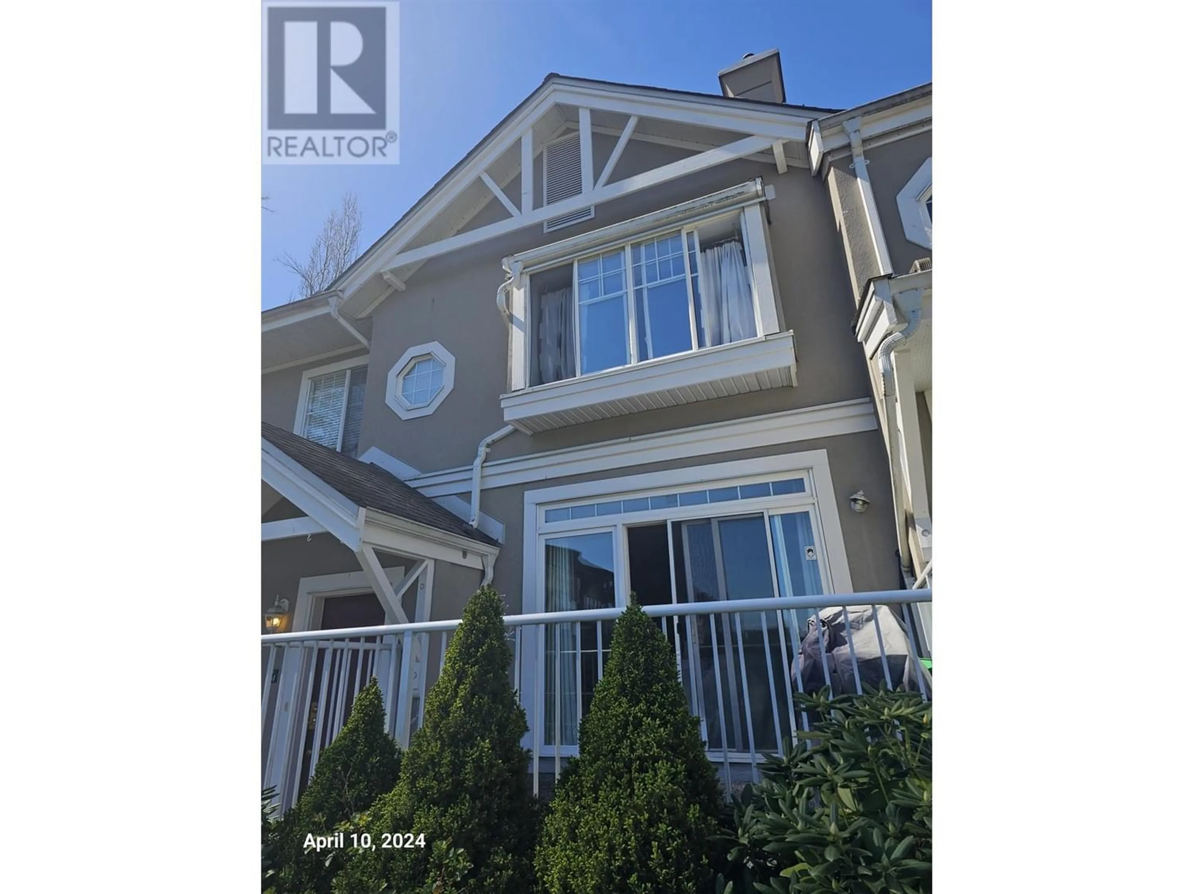 A pic from exterior of the house or condo for 54 2422 HAWTHORNE AVENUE, Port Coquitlam British Columbia V3C6K7