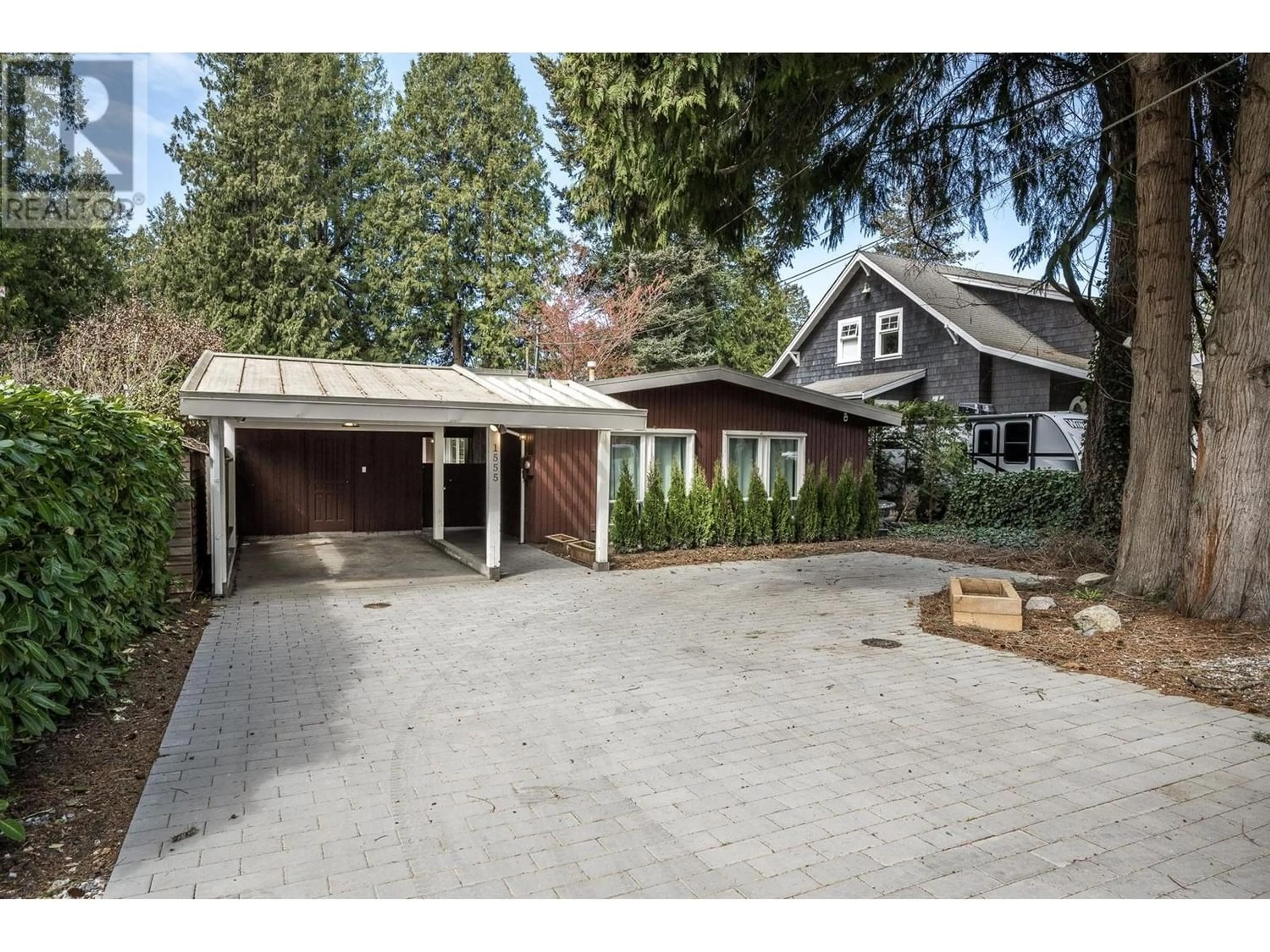 Frontside or backside of a home for 1555 ENDERBY AVENUE, Delta British Columbia V4L1S8