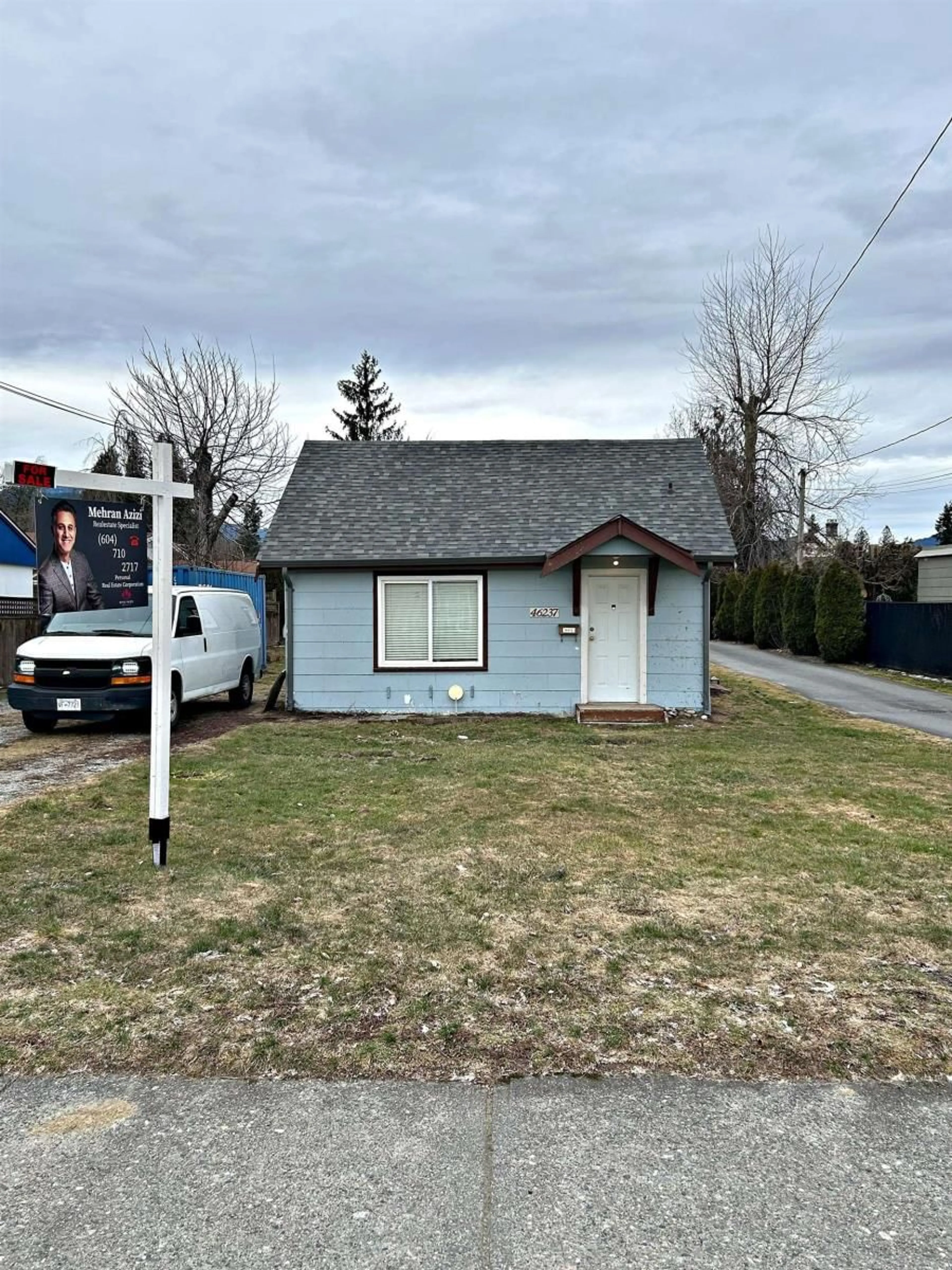 Frontside or backside of a home for 46237 PORTAGE AVENUE, Chilliwack British Columbia V2P3E5