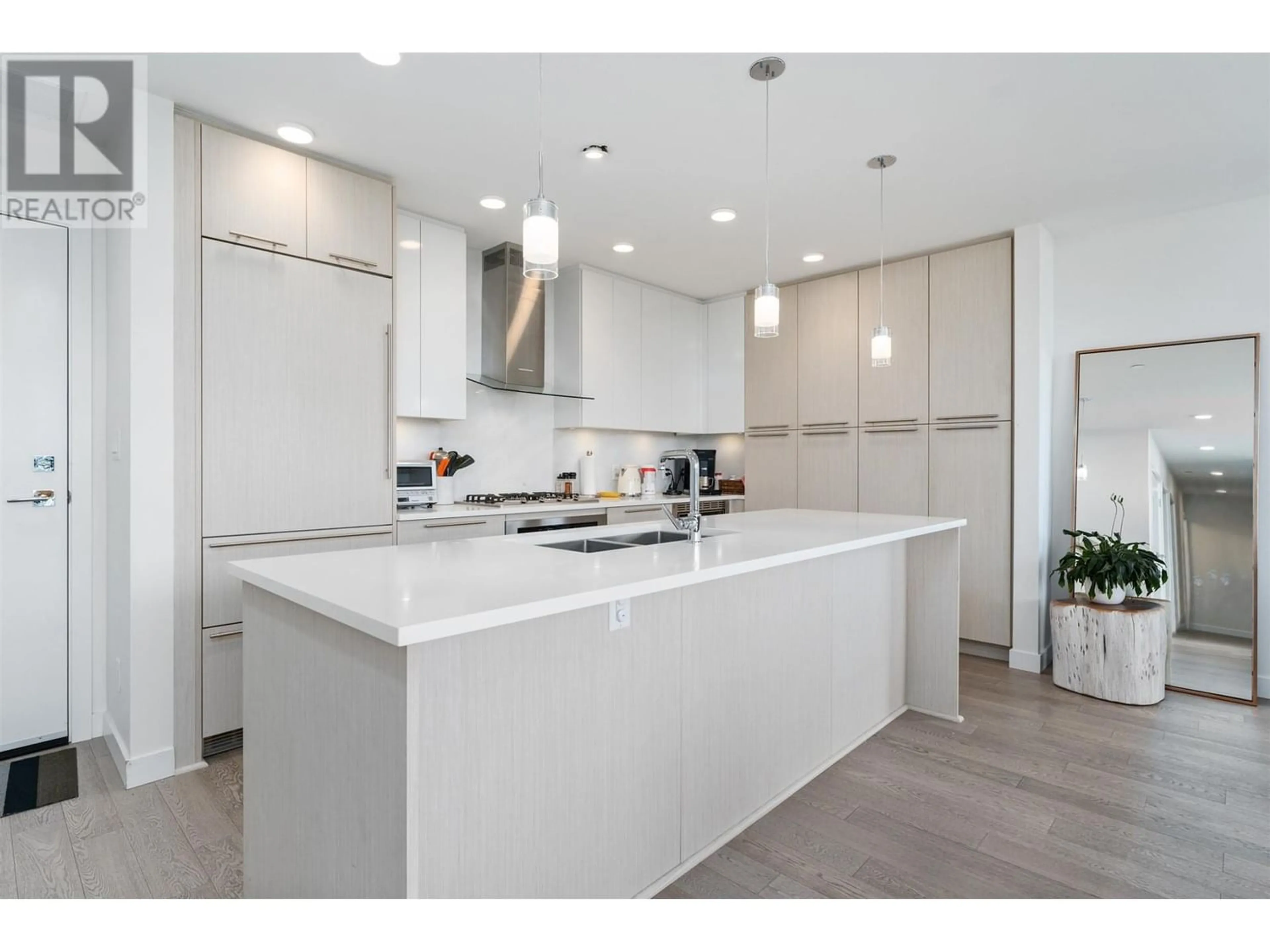 Contemporary kitchen, wood floors for 501 5077 CAMBIE STREET, Vancouver British Columbia V5Z0H7