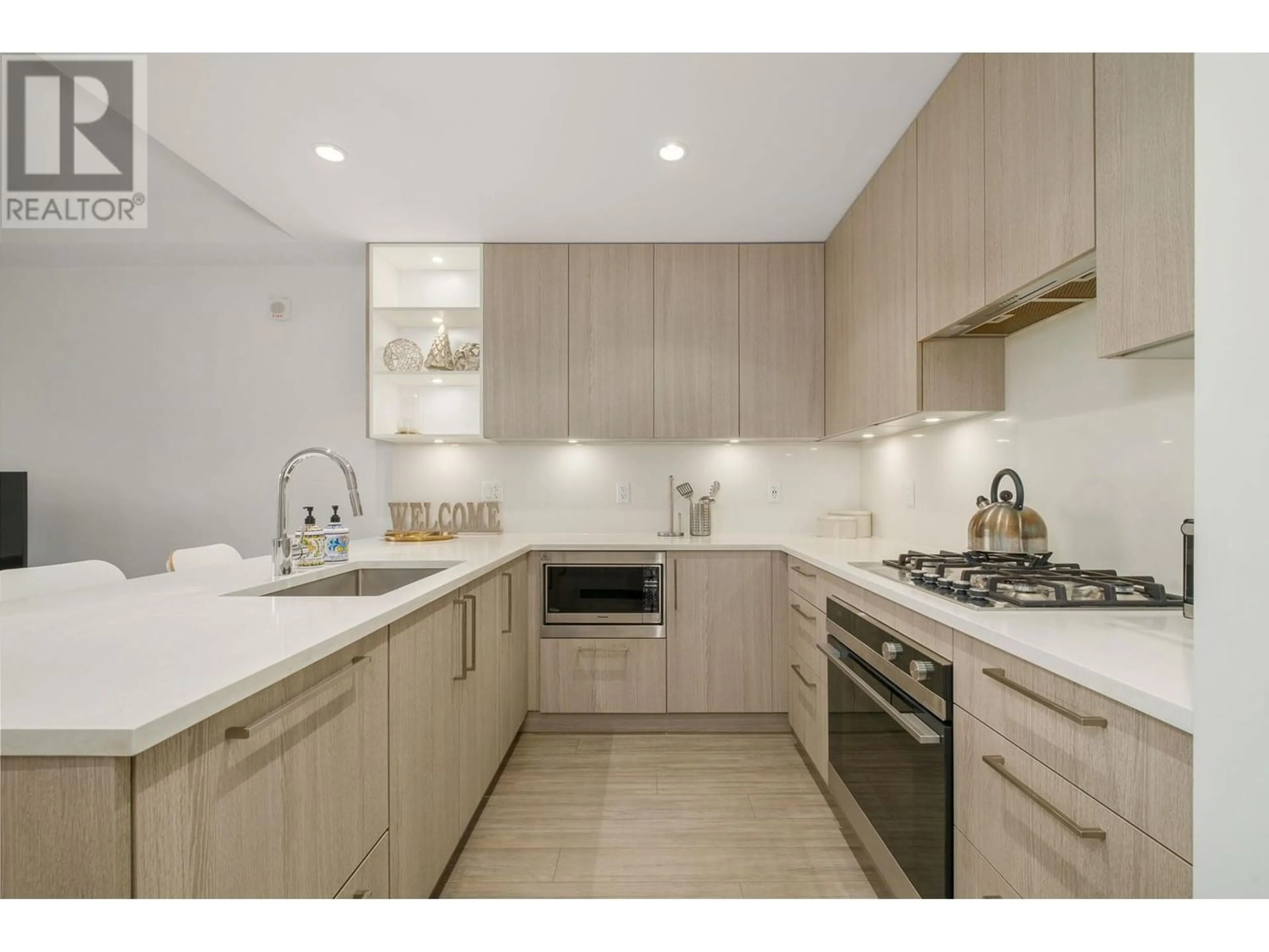 Kitchen for 108 747 E 3RD STREET, North Vancouver British Columbia V7L1G8