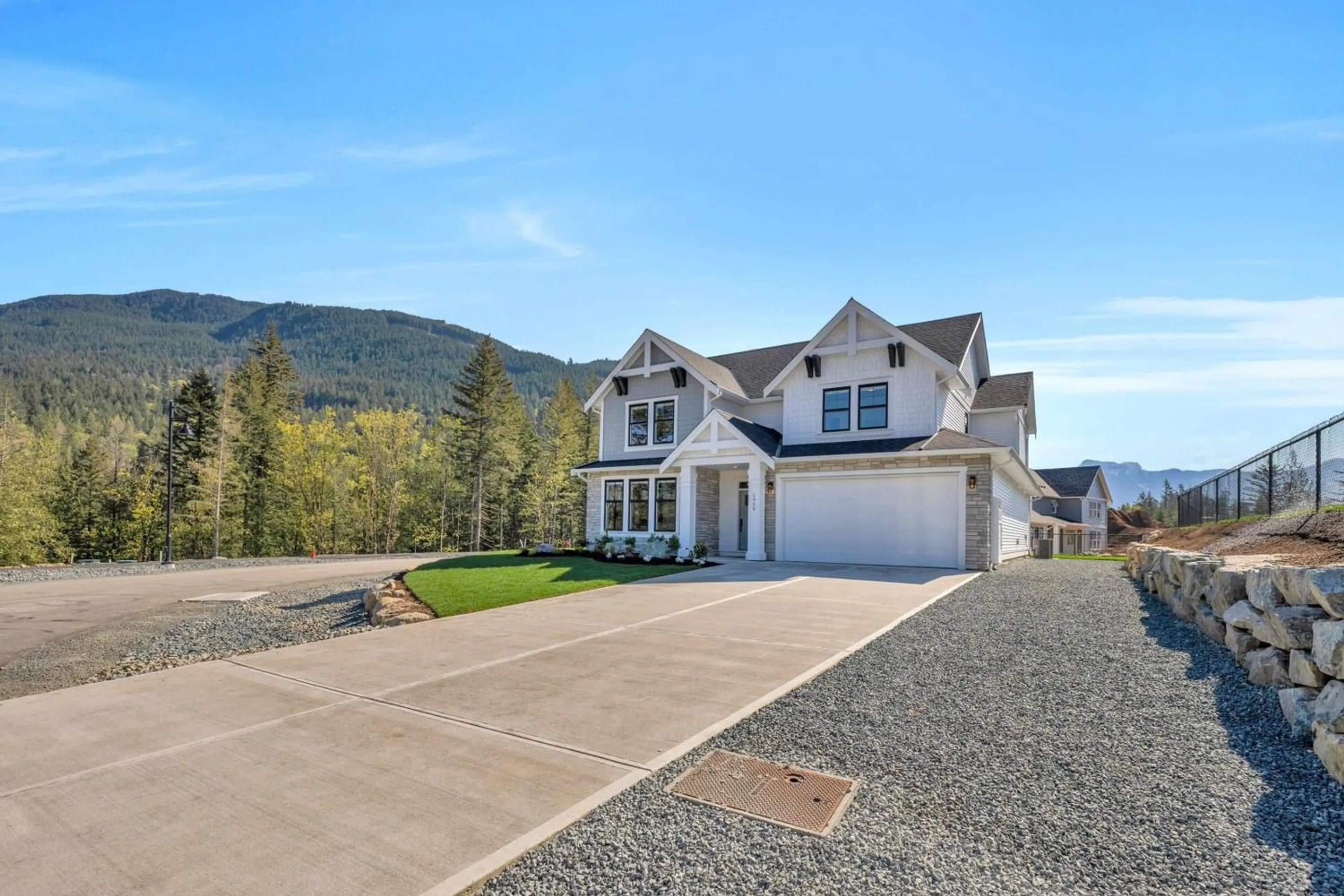 Frontside or backside of a home, the street view for 1933 SPARROW HAWK PLACE, Agassiz British Columbia V0M1A1