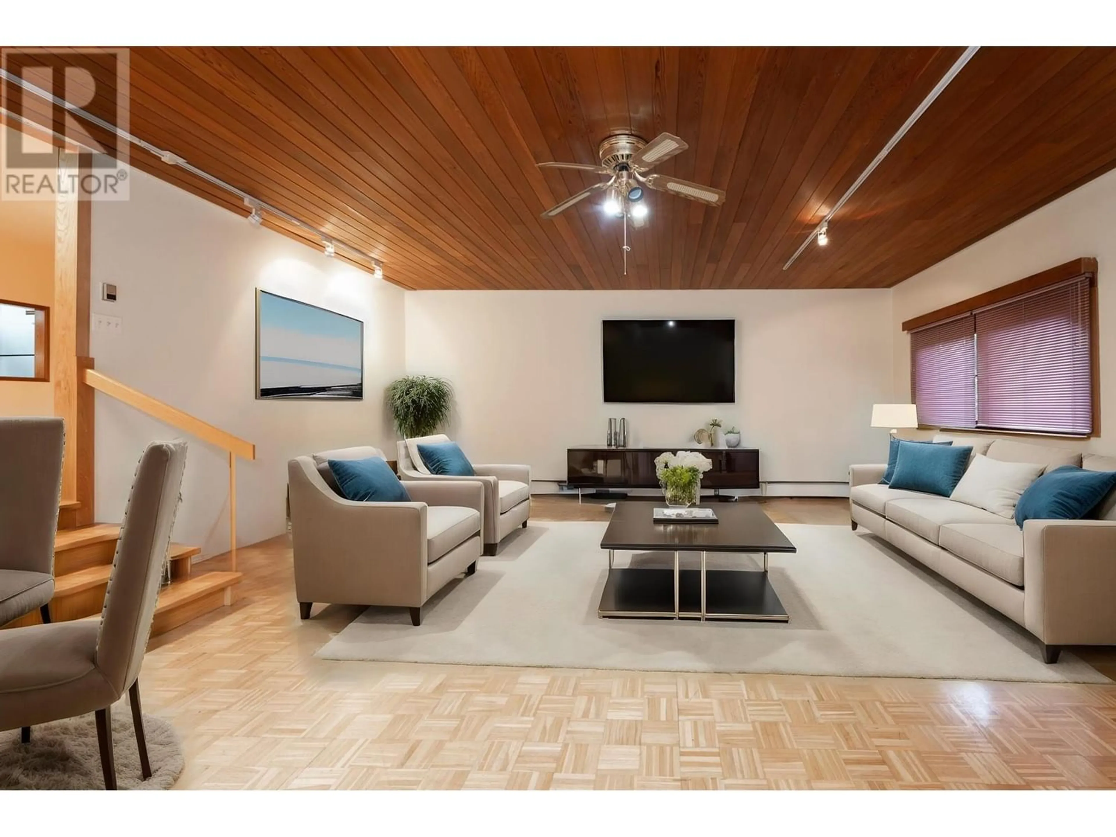 Living room for 22416 129 AVENUE, Maple Ridge British Columbia V4R2P9
