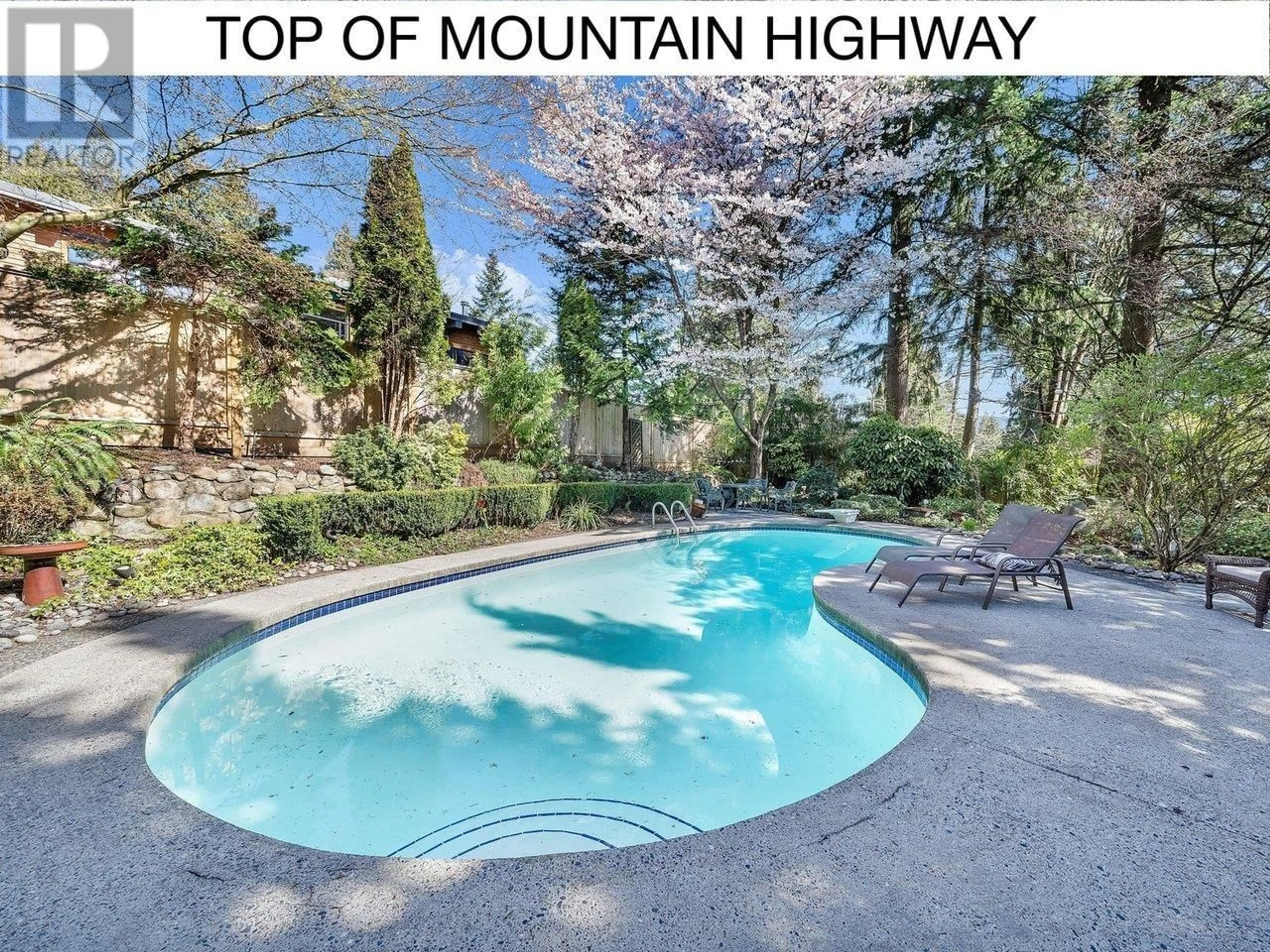 Indoor or outdoor pool for 4422 MOUNTAIN HIGHWAY, North Vancouver British Columbia V7K2K5