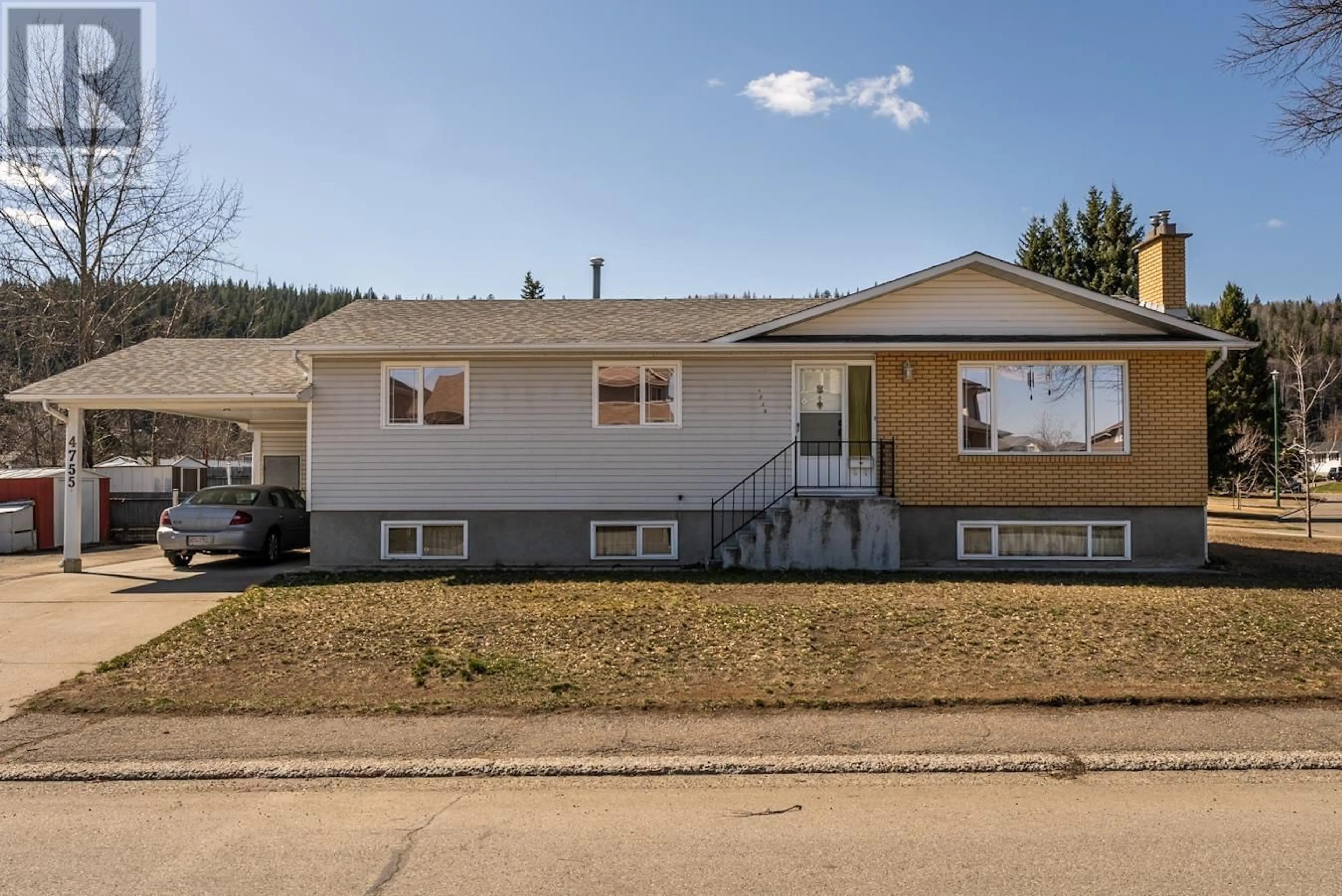 Frontside or backside of a home for 4755 HILL AVENUE, Prince George British Columbia V2M5V6