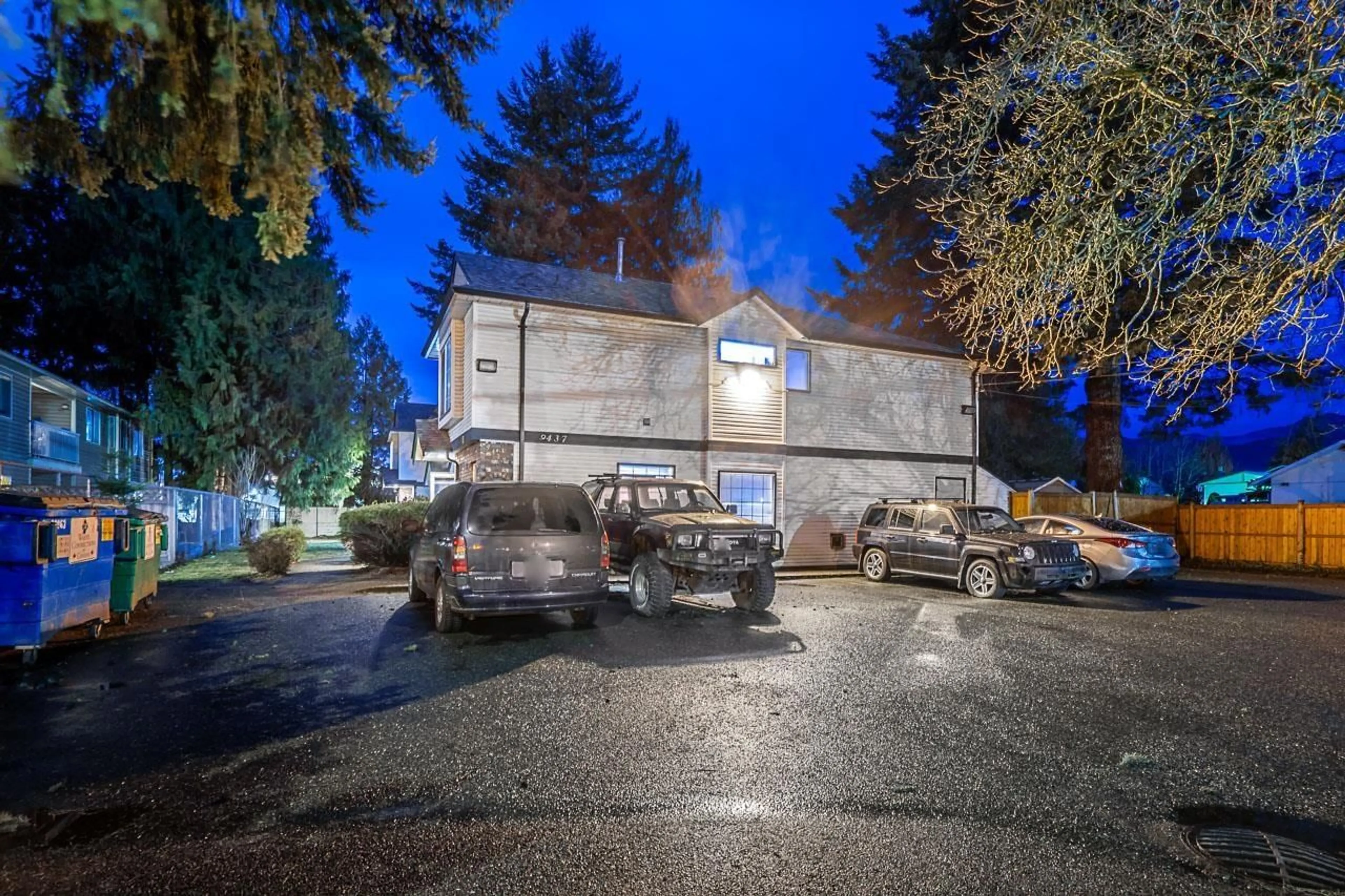 Outside view for 6 9437 HAZEL STREET, Chilliwack British Columbia V2P5M9