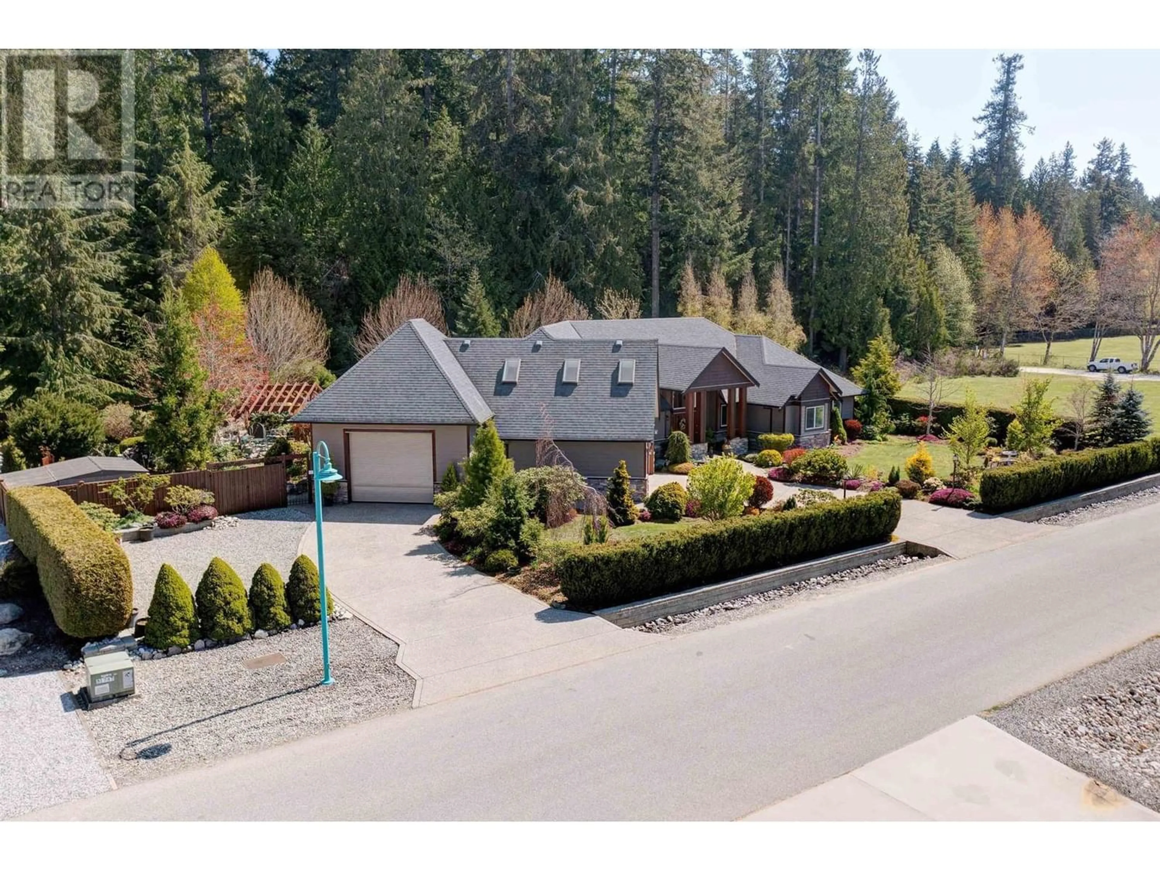 Frontside or backside of a home for 5312 STAMFORD PLACE, Sechelt British Columbia V7Z0C2