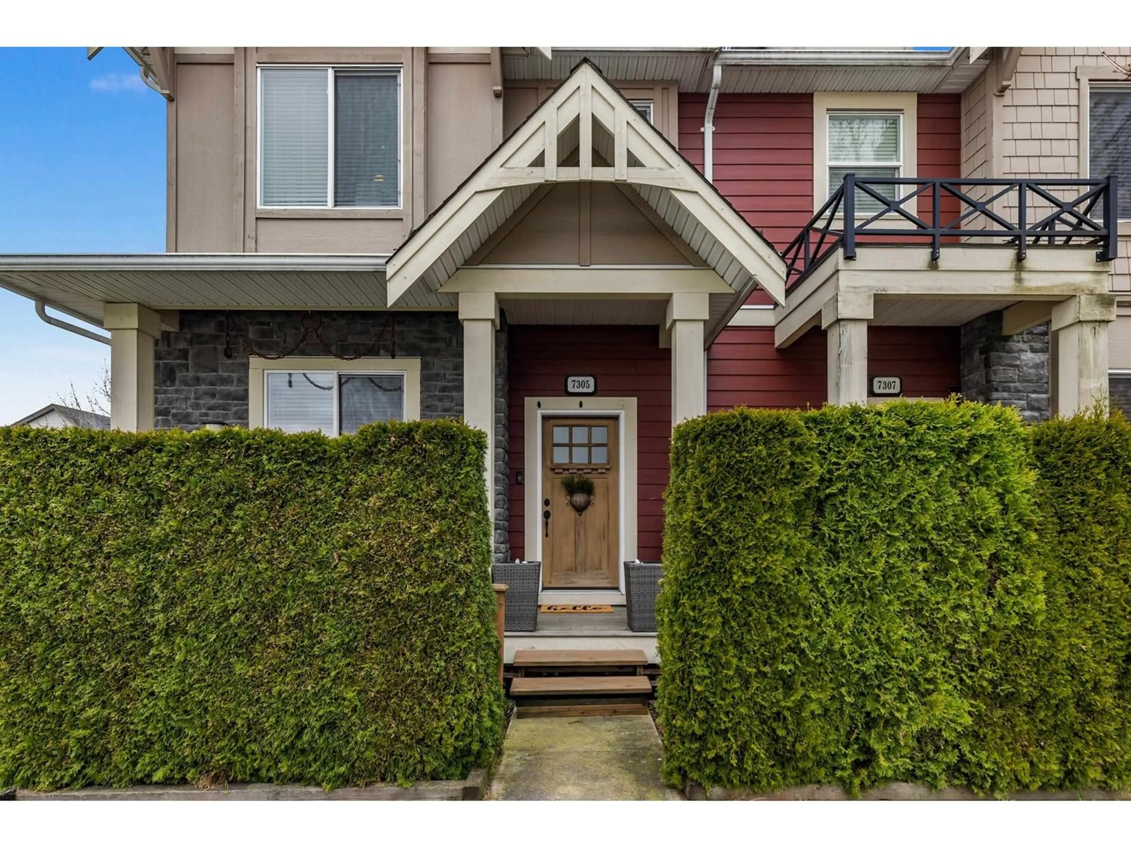 A pic from exterior of the house or condo for 7305 192 STREET, Surrey British Columbia V4N6L8