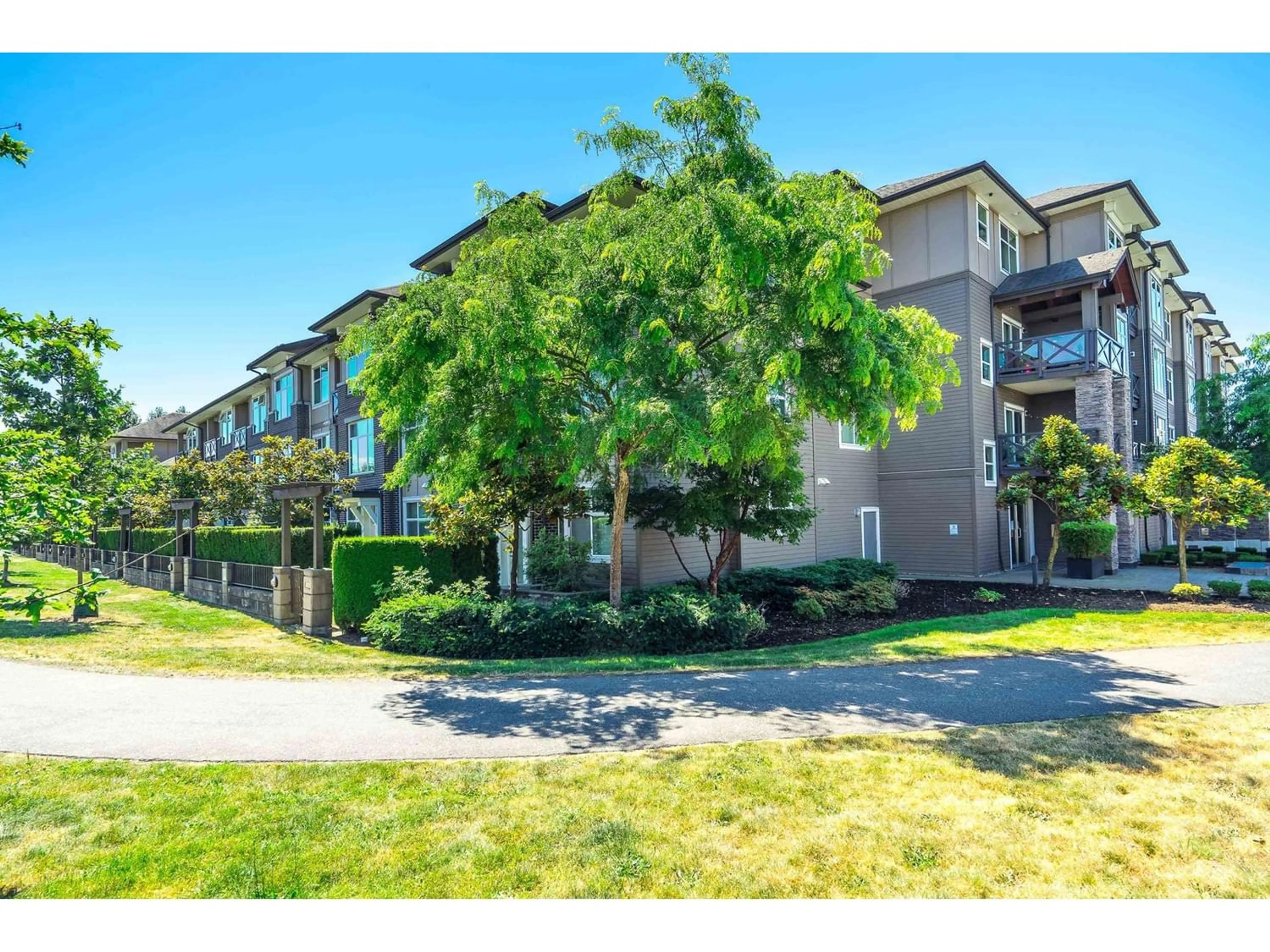 A pic from exterior of the house or condo for 410 18818 68TH AVE AVENUE, Surrey British Columbia V4N6K2