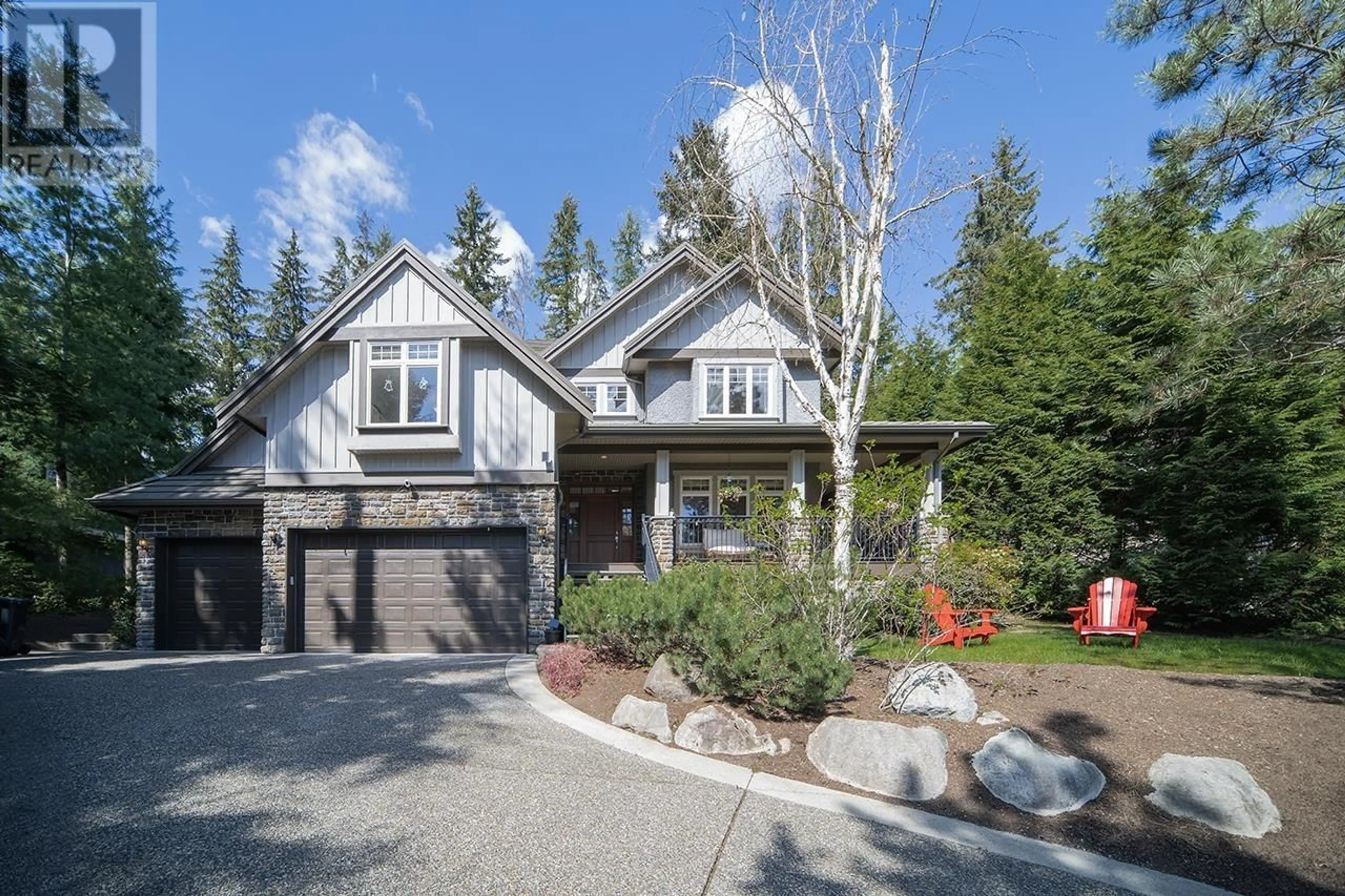 Cottage for 1045 RAVENSWOOD DRIVE, Anmore British Columbia V3H5M6