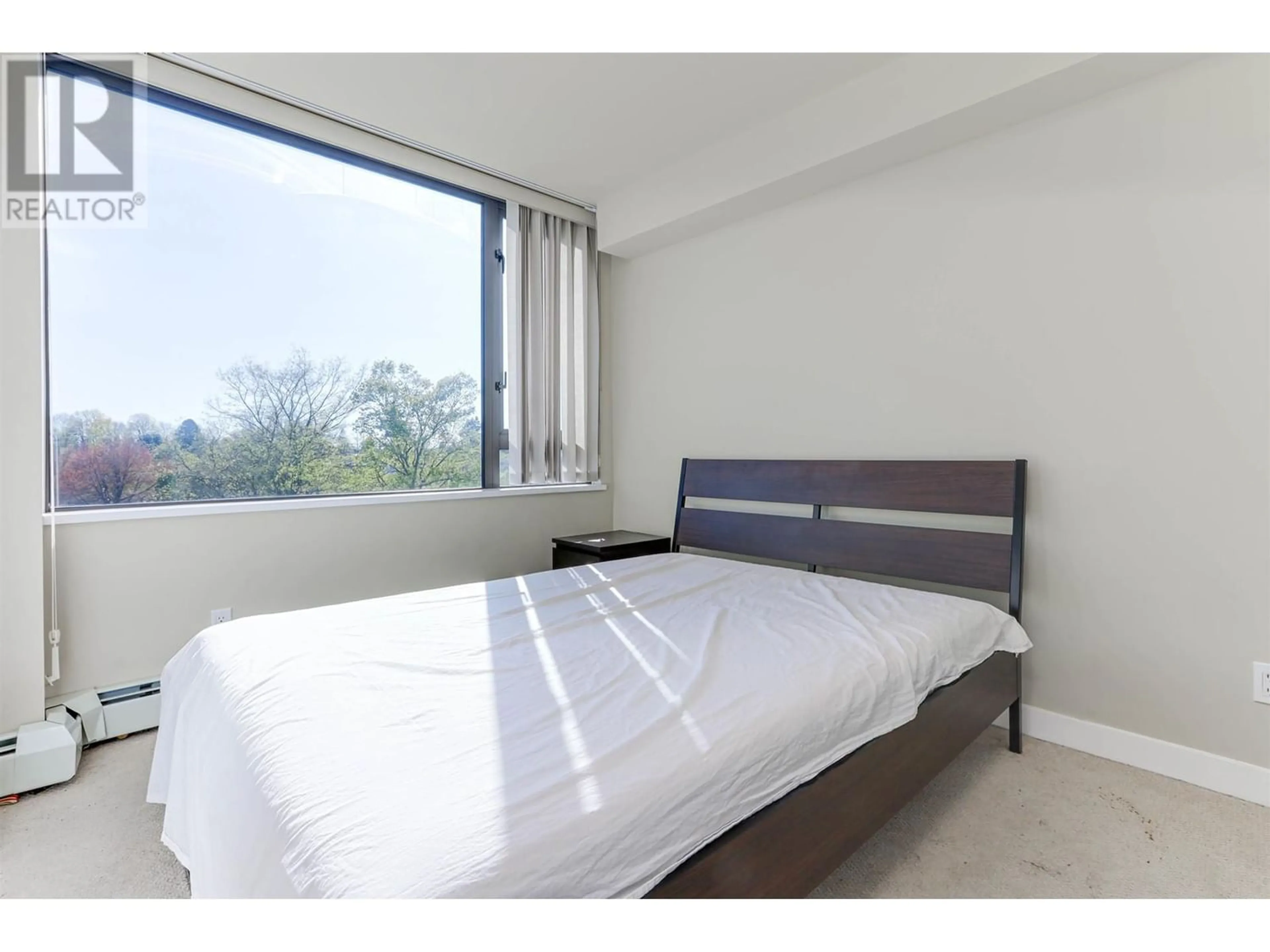 A pic of a room for 516 2689 KINGSWAY, Vancouver British Columbia V5R0C3