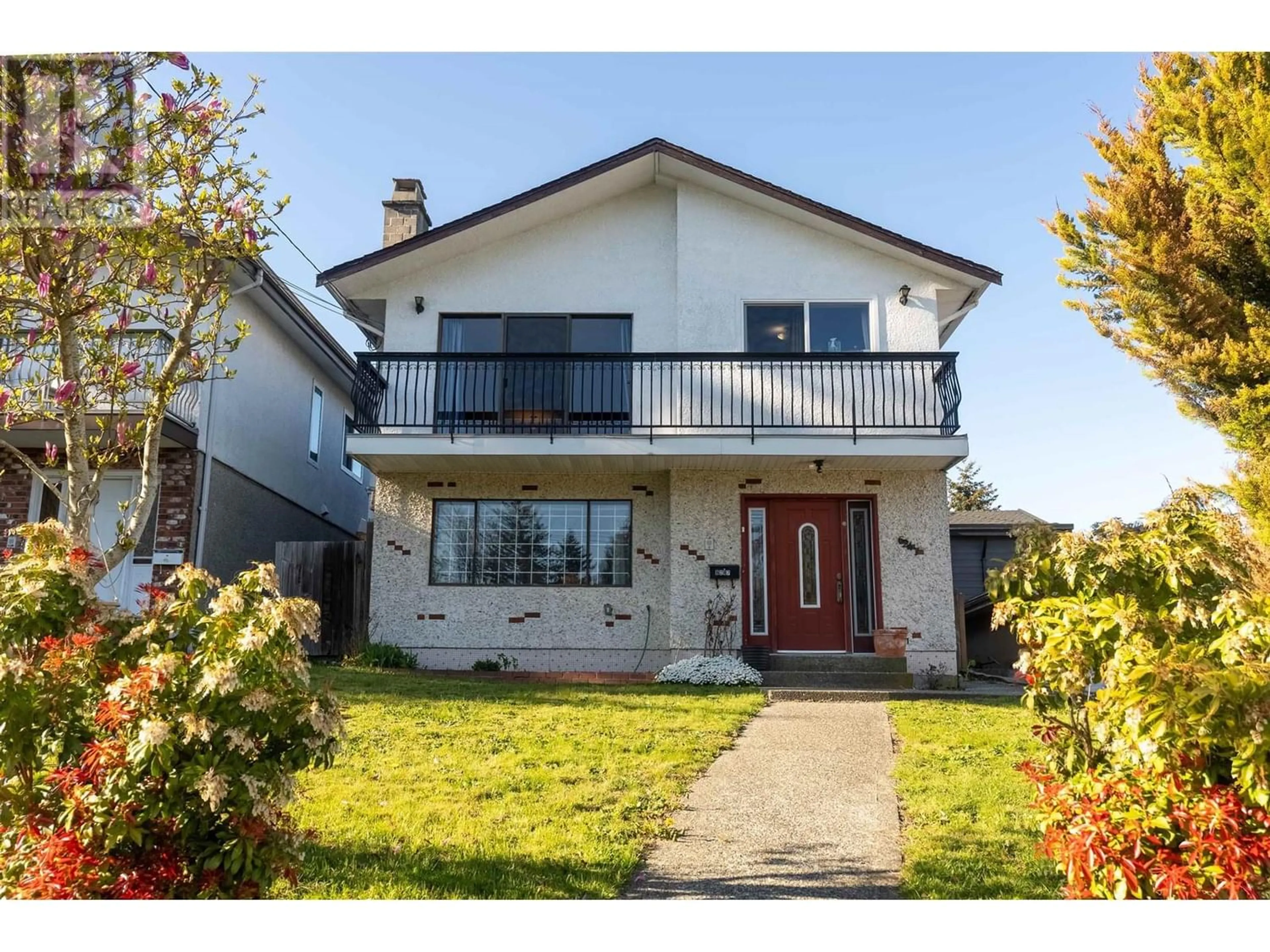 Frontside or backside of a home for 6247 PORTLAND STREET, Burnaby British Columbia V5J2S3