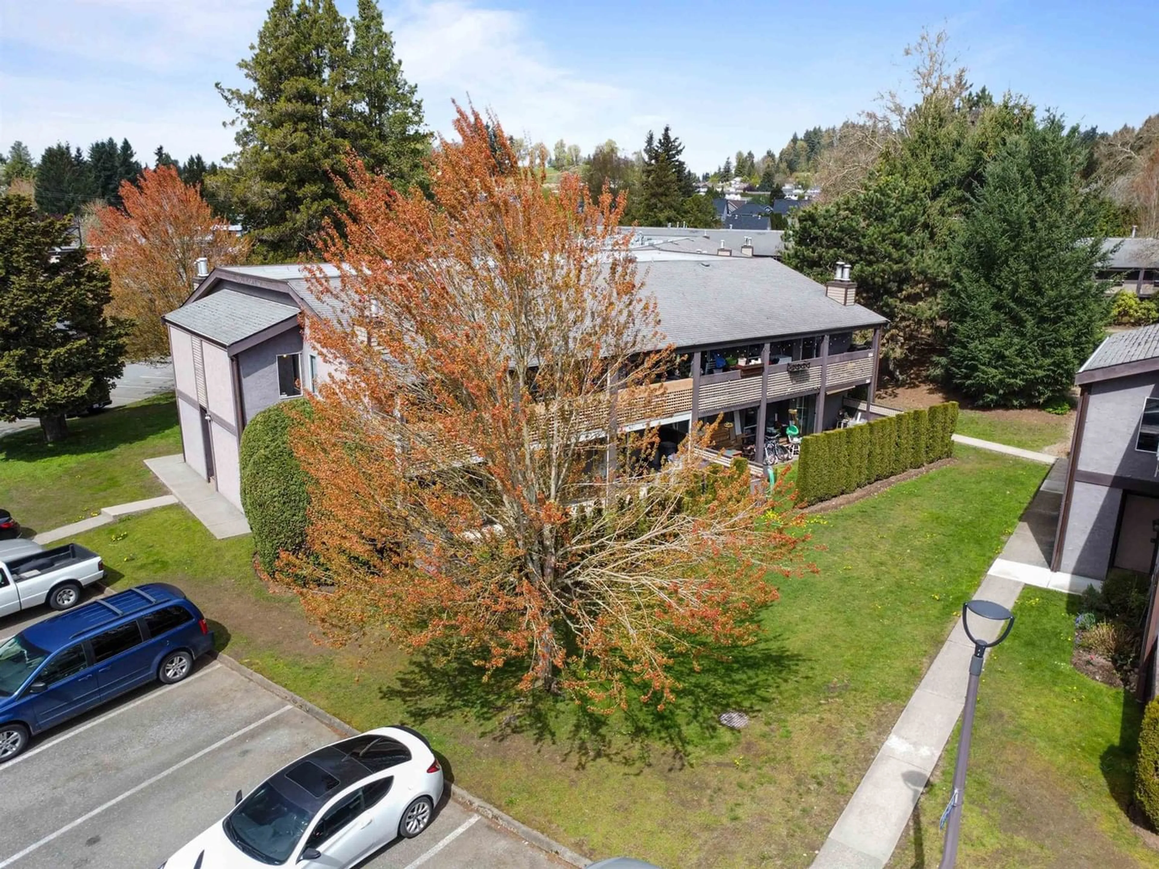 Outside view for 323 34909 OLD YALE ROAD, Abbotsford British Columbia V3G2E7