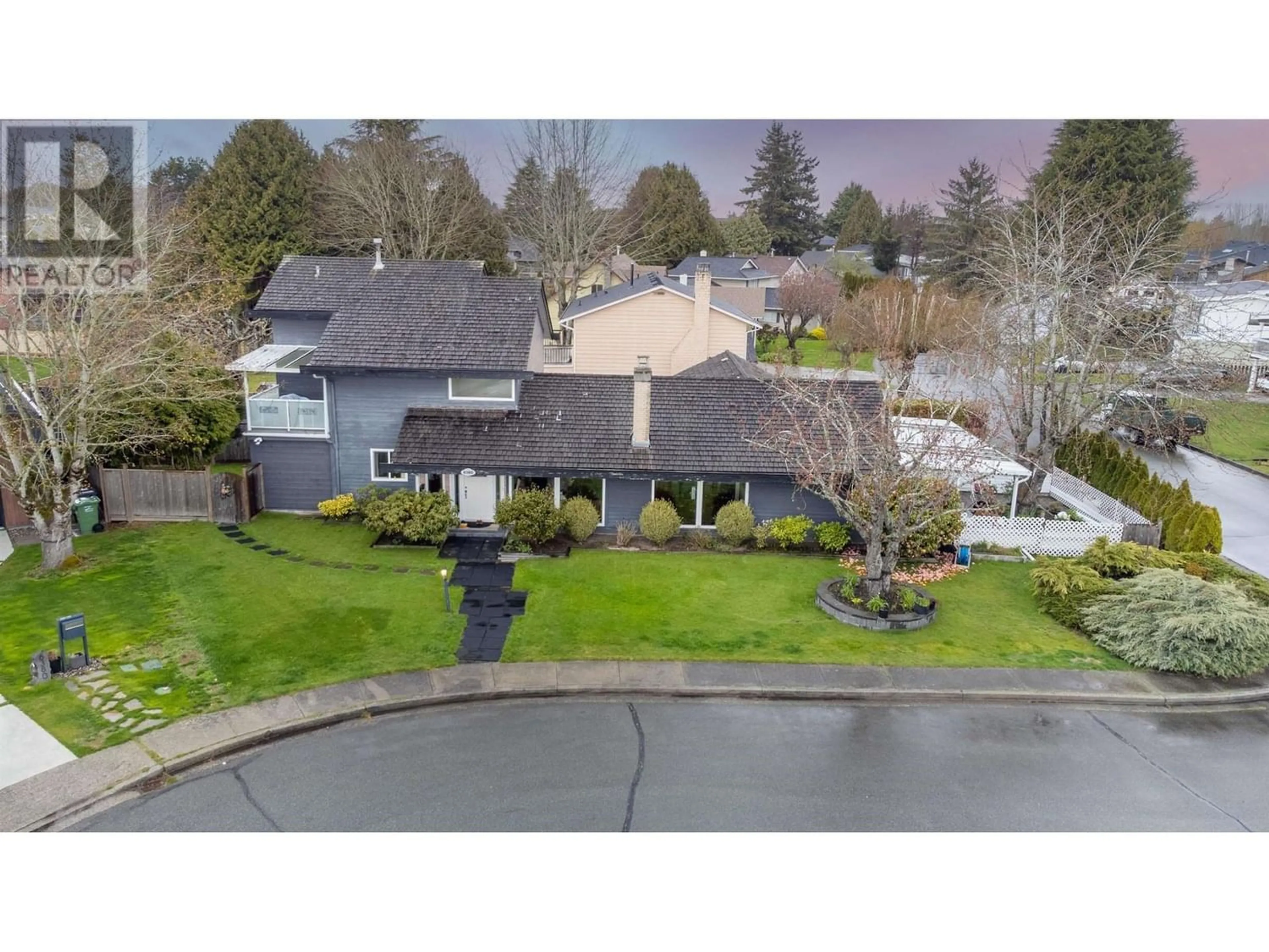 Frontside or backside of a home for 6360 YEATS CRESCENT, Richmond British Columbia V7E4C9