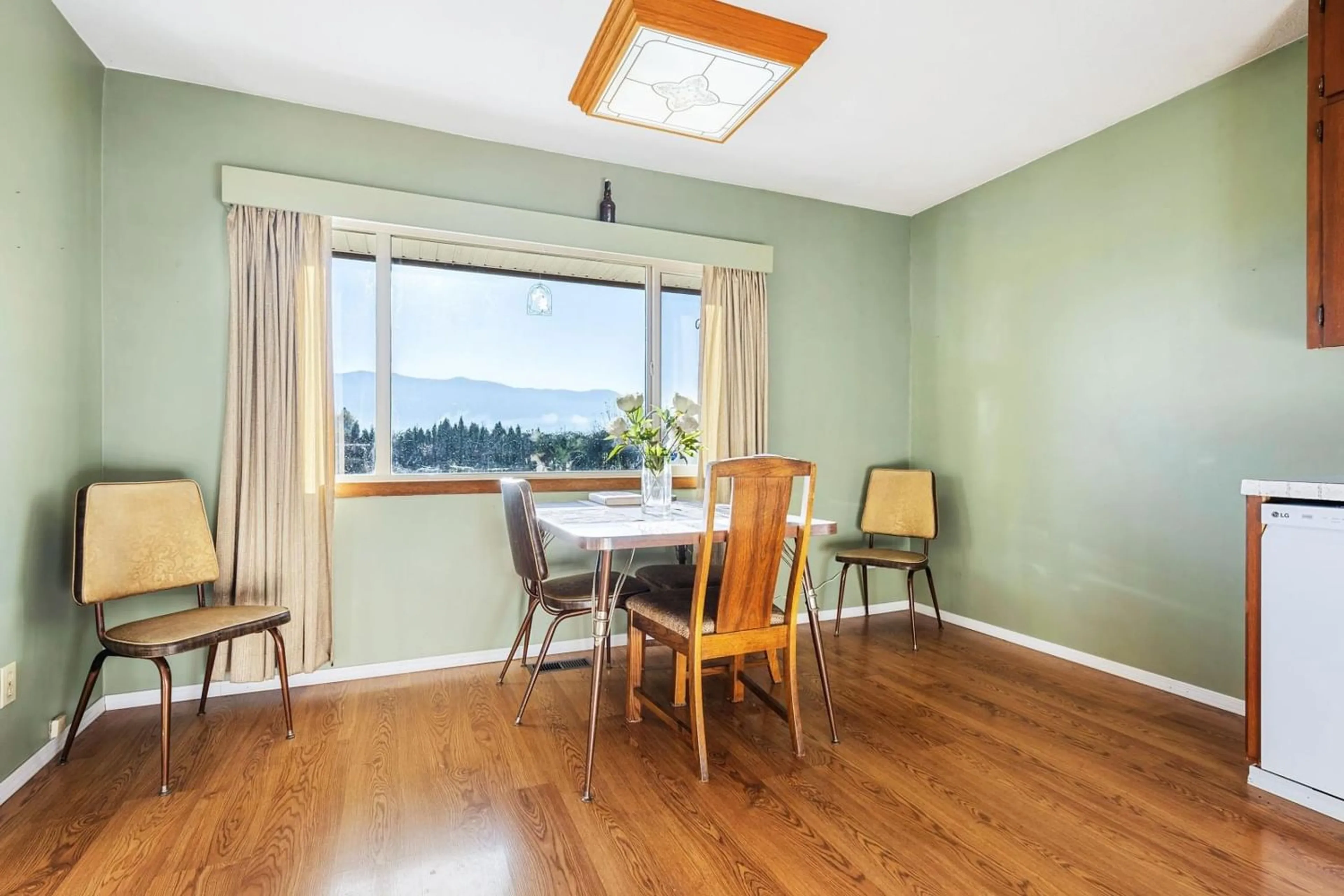 Dining room, wood floors, cottage for 2689 SUTHERLAND ROAD, Agassiz British Columbia V0M1A1