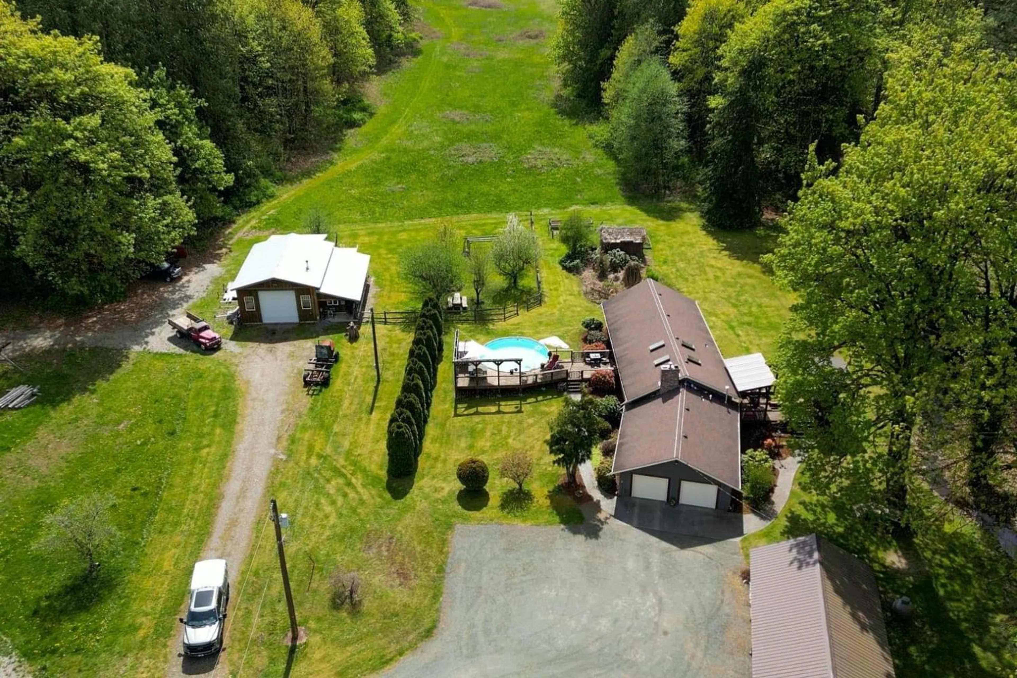 Patio, cottage for 17530 ARBOR ROAD, Harrison Mills British Columbia V0M1A1