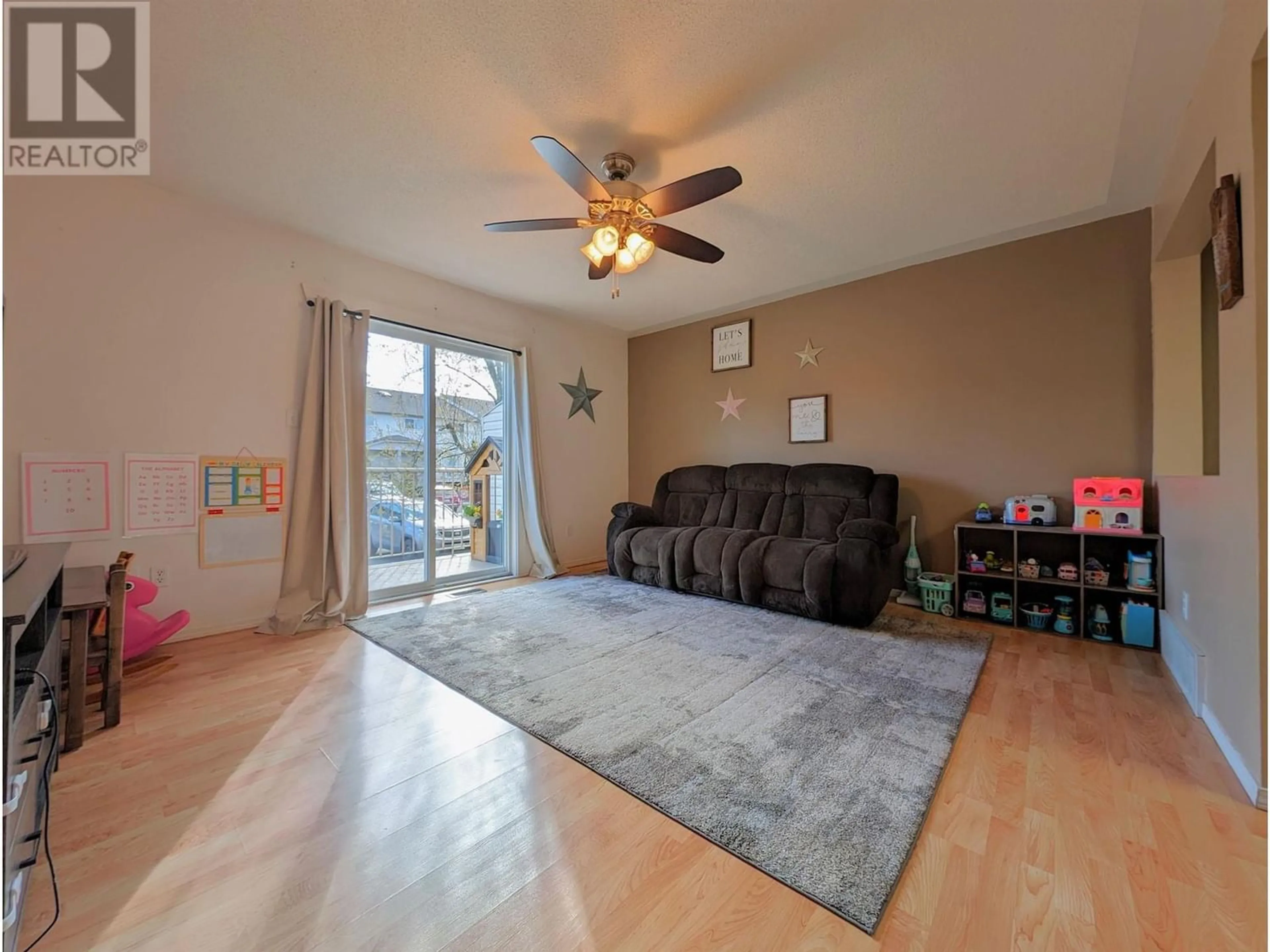A pic of a room for 123 4035 22ND AVENUE, Prince George British Columbia V2N4Y9