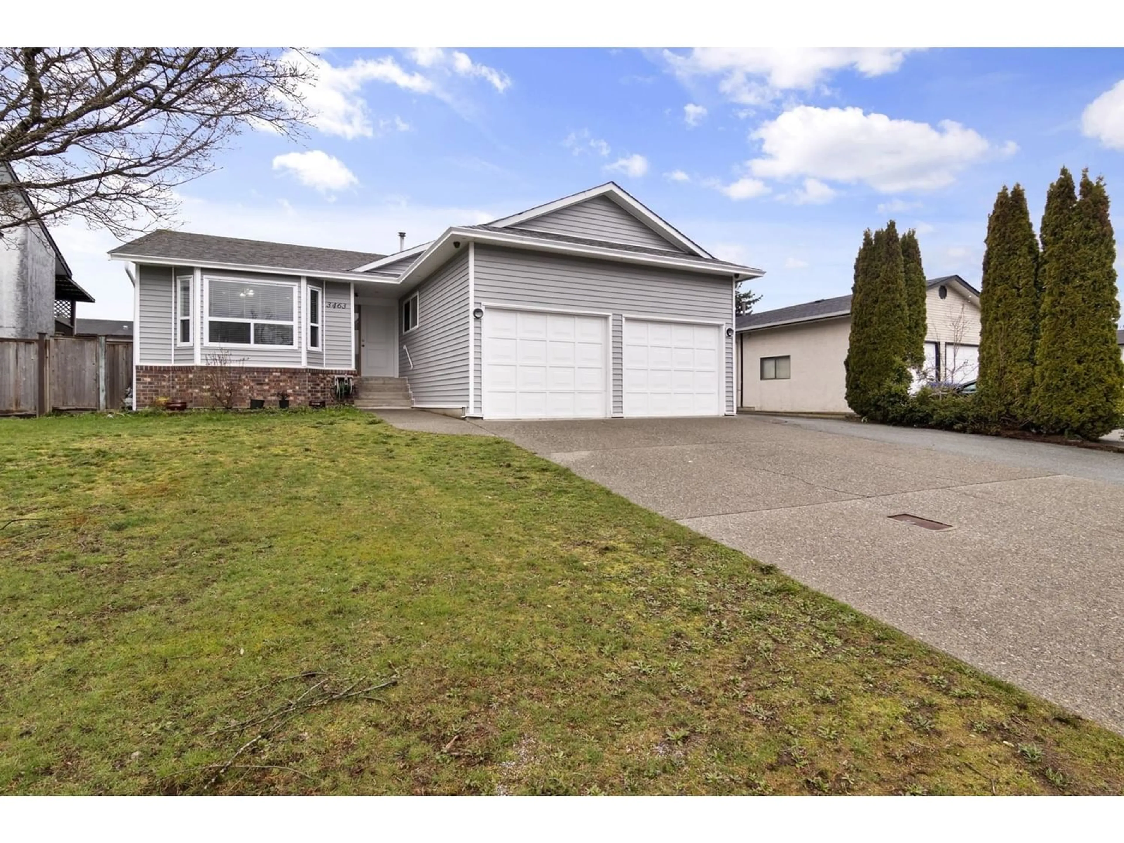 Frontside or backside of a home for 3463 SAANICH STREET, Abbotsford British Columbia V2T4Z3