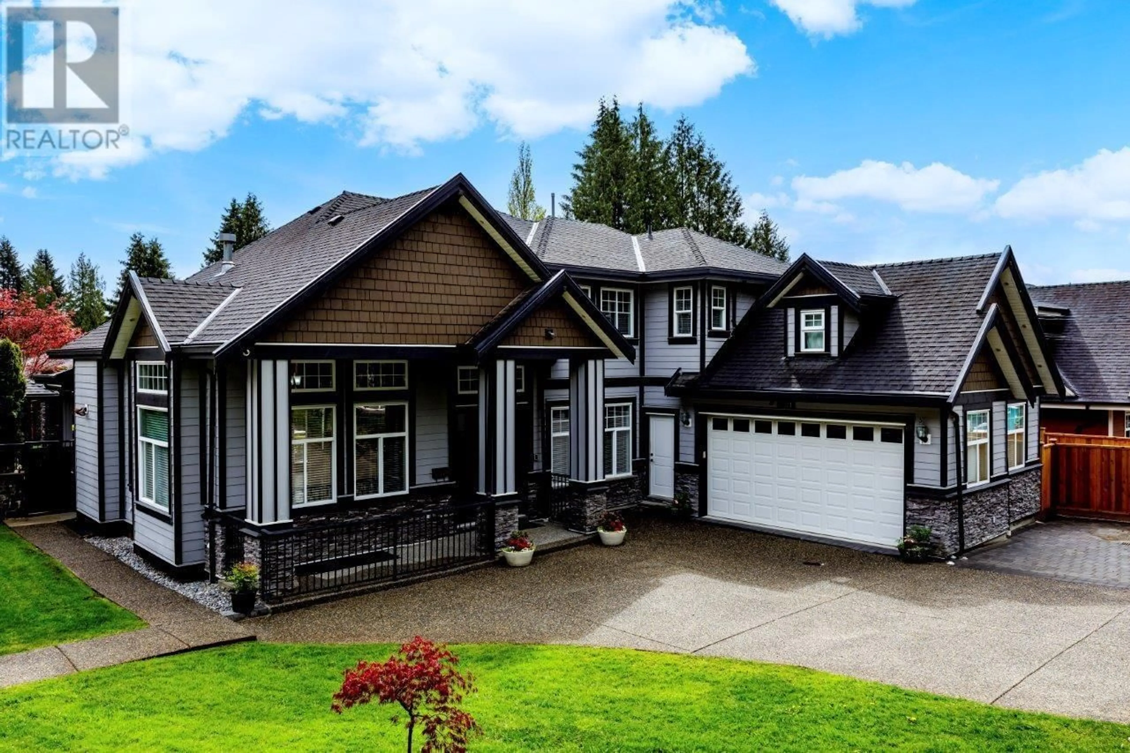 Frontside or backside of a home for 1271 WELLINGTON DRIVE, North Vancouver British Columbia V7K1L4