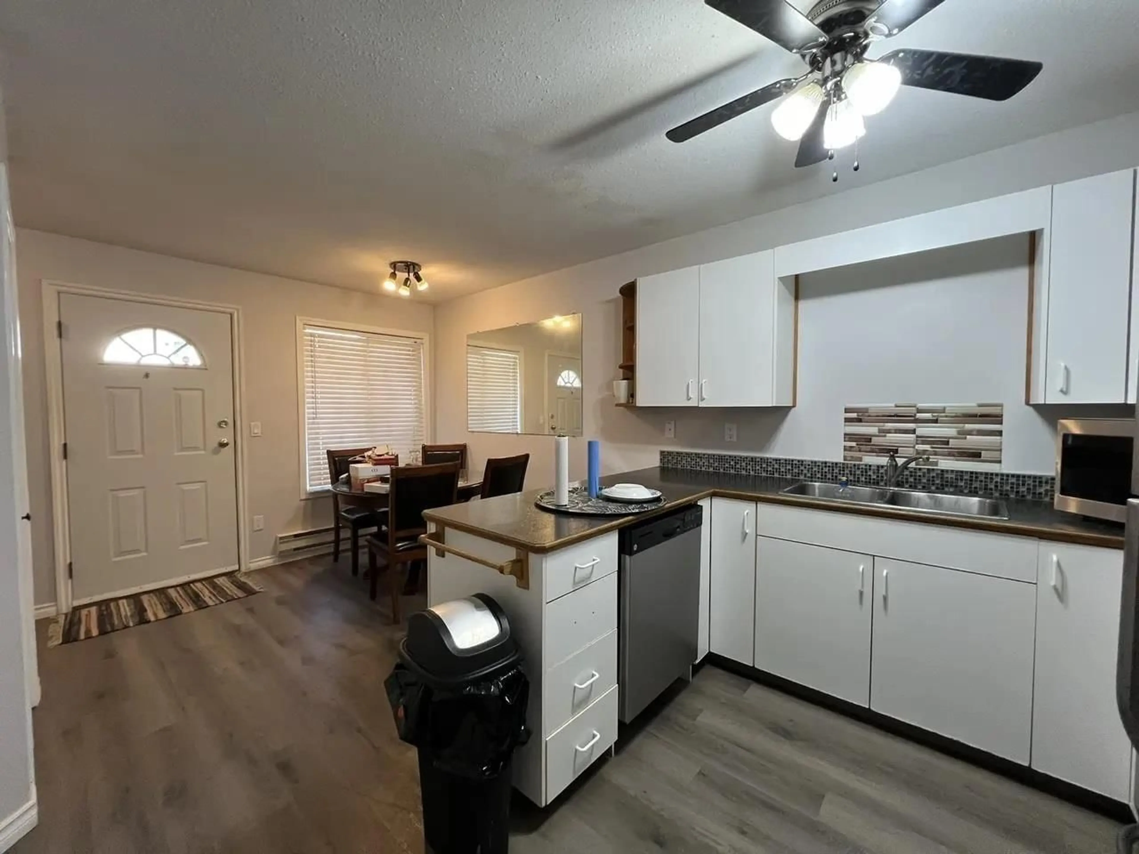 Open concept kitchen for 2 9206 CORBOULD STREET, Chilliwack British Columbia V2P4A5