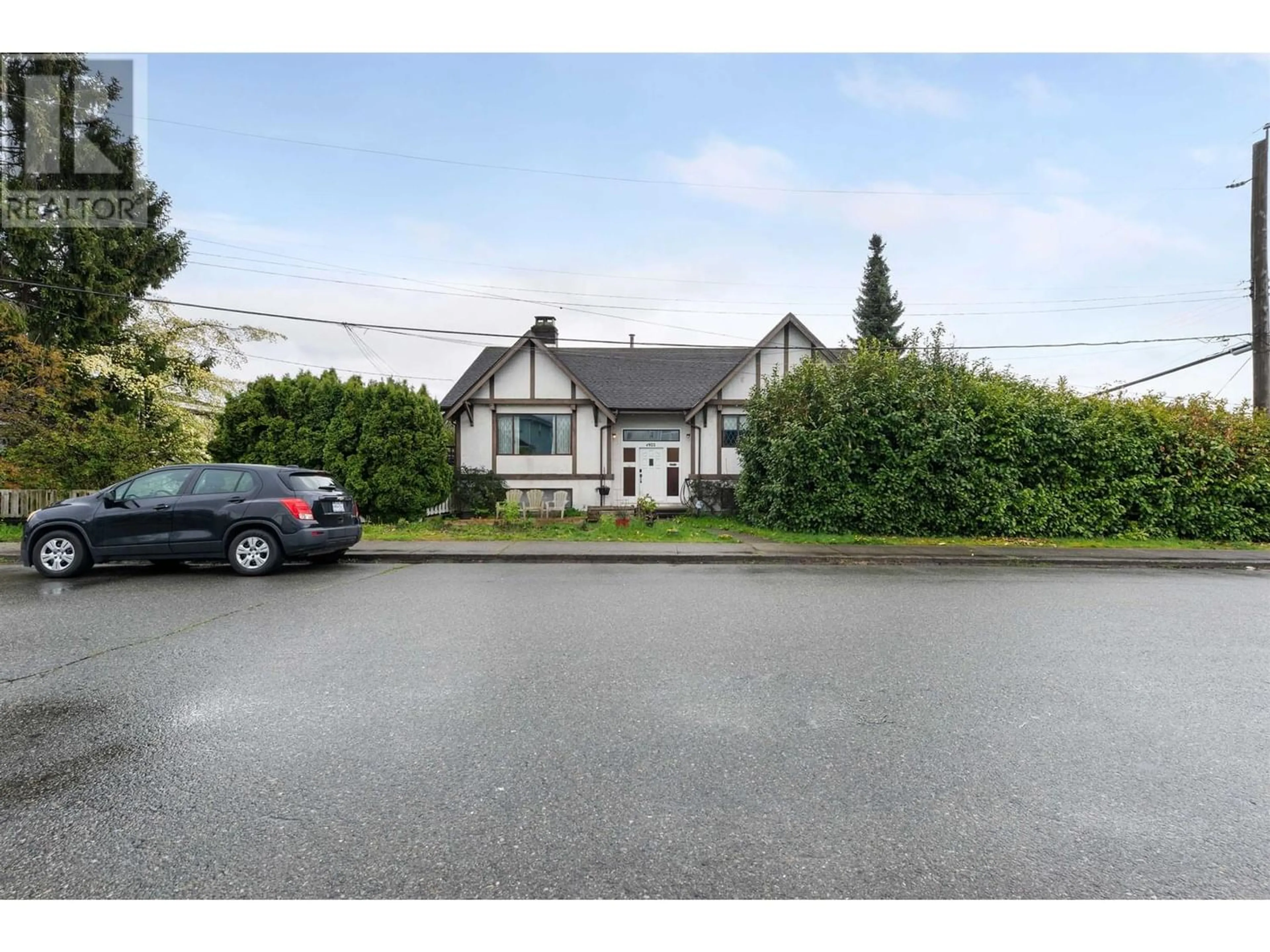 Frontside or backside of a home for 4922 IRMIN STREET, Burnaby British Columbia V5J1Y5