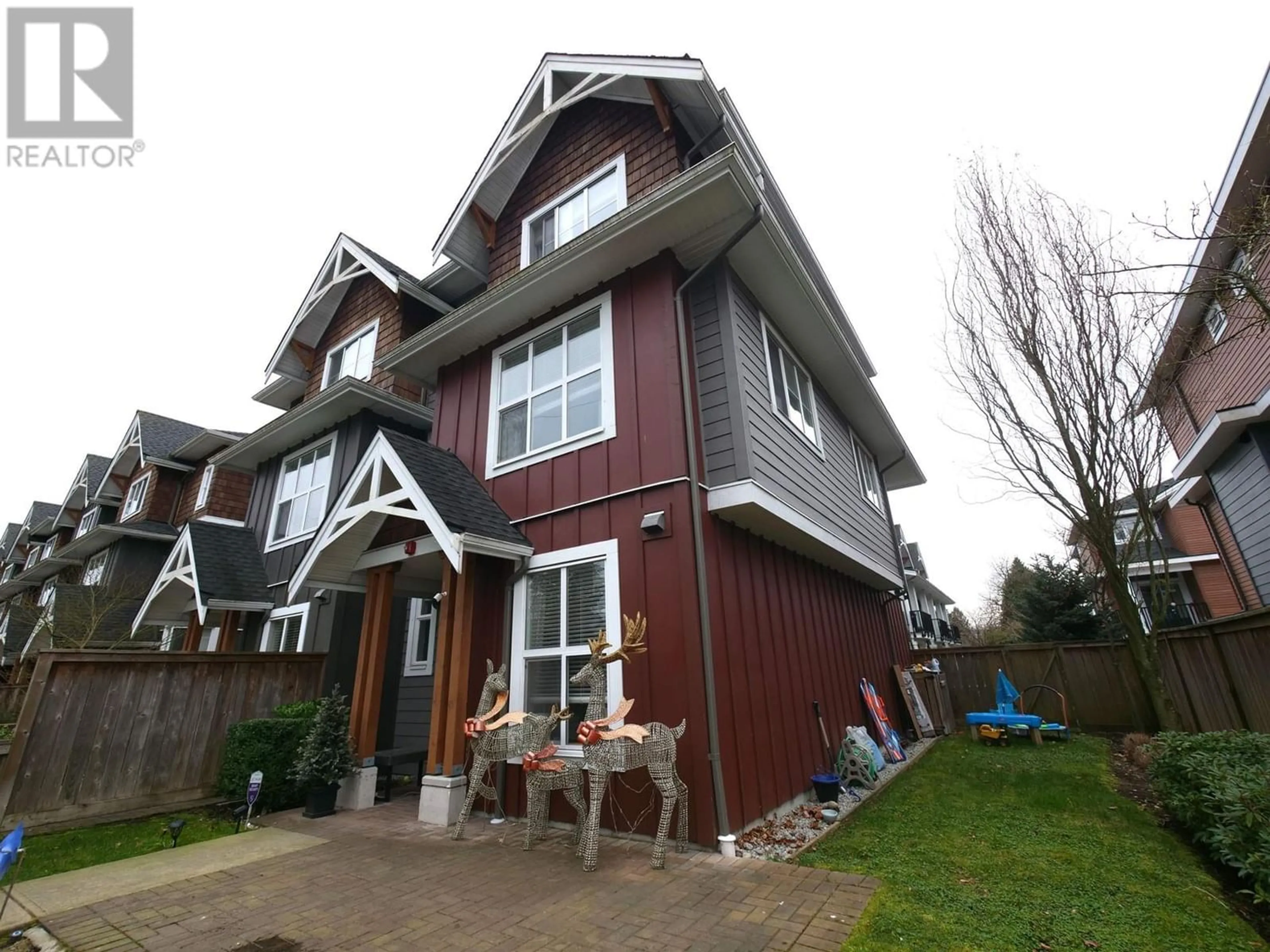 Frontside or backside of a home for 10 2150 SALISBURY AVENUE, Port Coquitlam British Columbia V3B0N5