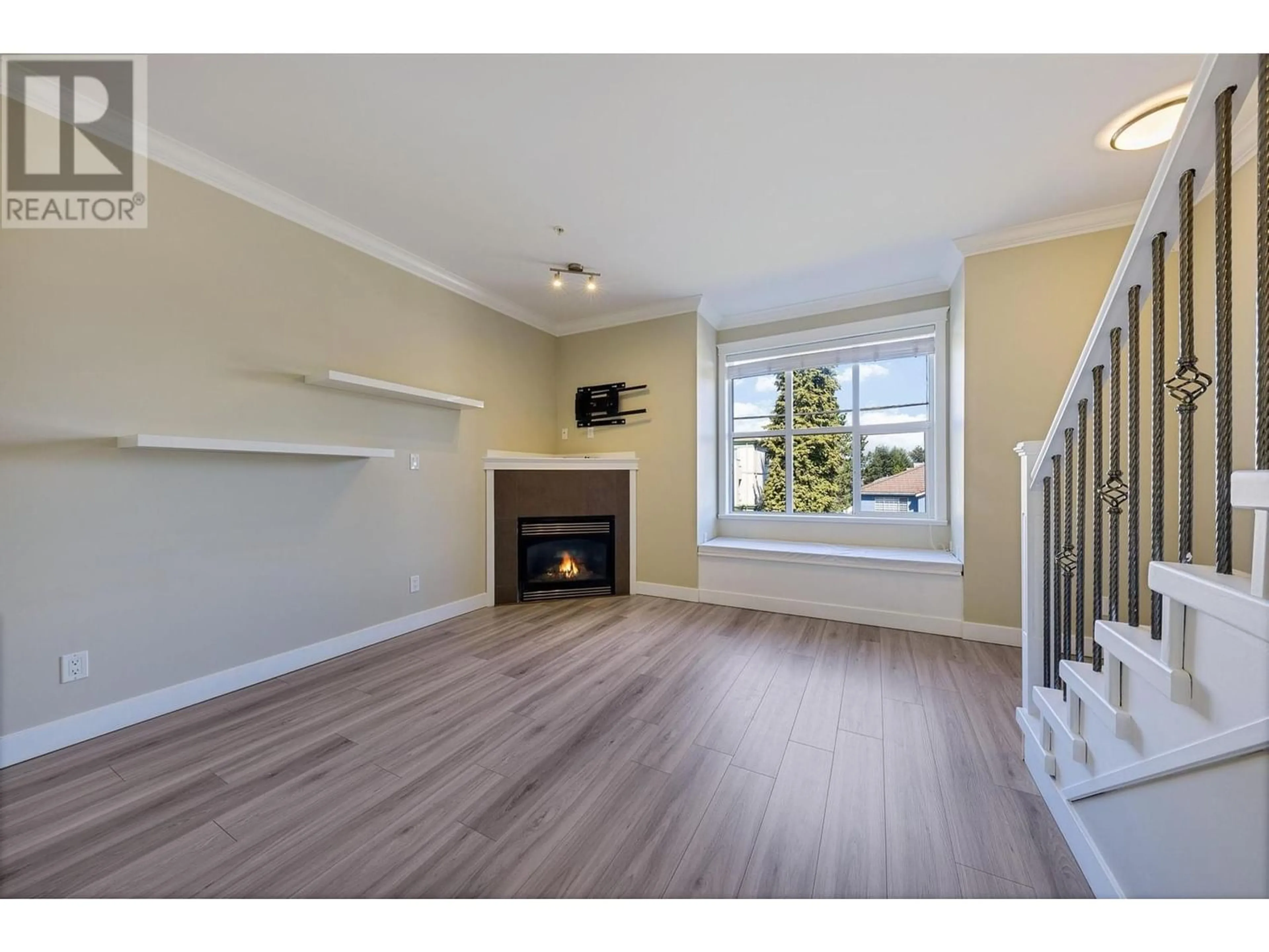 A pic of a room for 203 3788 NORFOLK STREET, Burnaby British Columbia V5G0B5