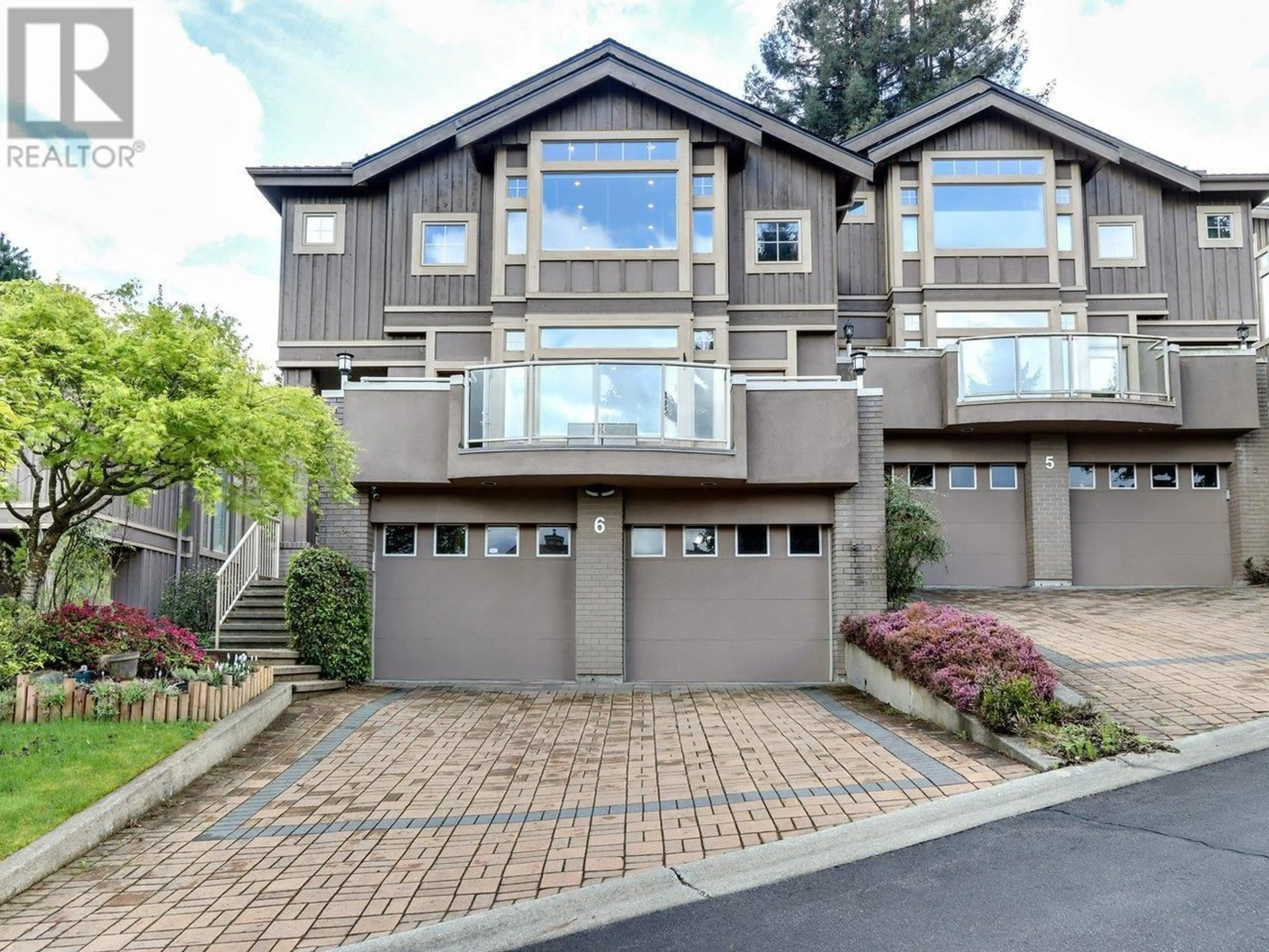 A pic from exterior of the house or condo for 6 5239 OAKMOUNT CRESCENT, Burnaby British Columbia V5H4S6