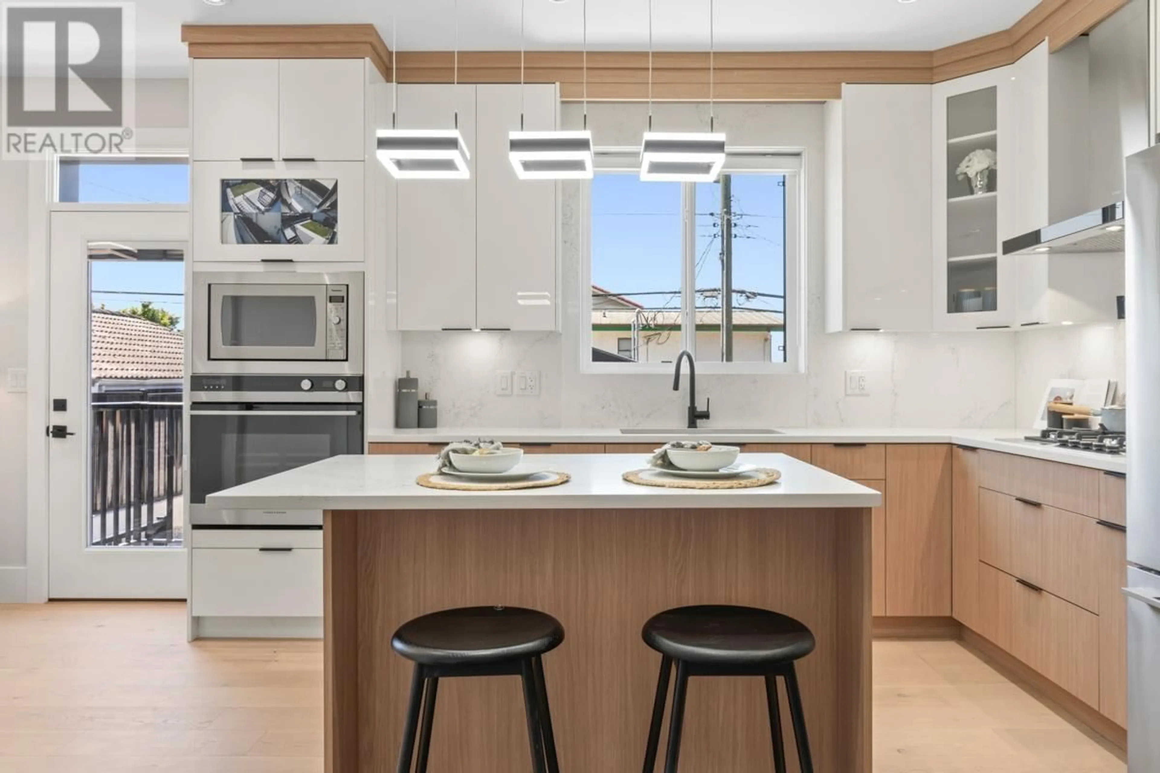 Contemporary kitchen for 4341 RUPERT STREET, Vancouver British Columbia V3L4N3