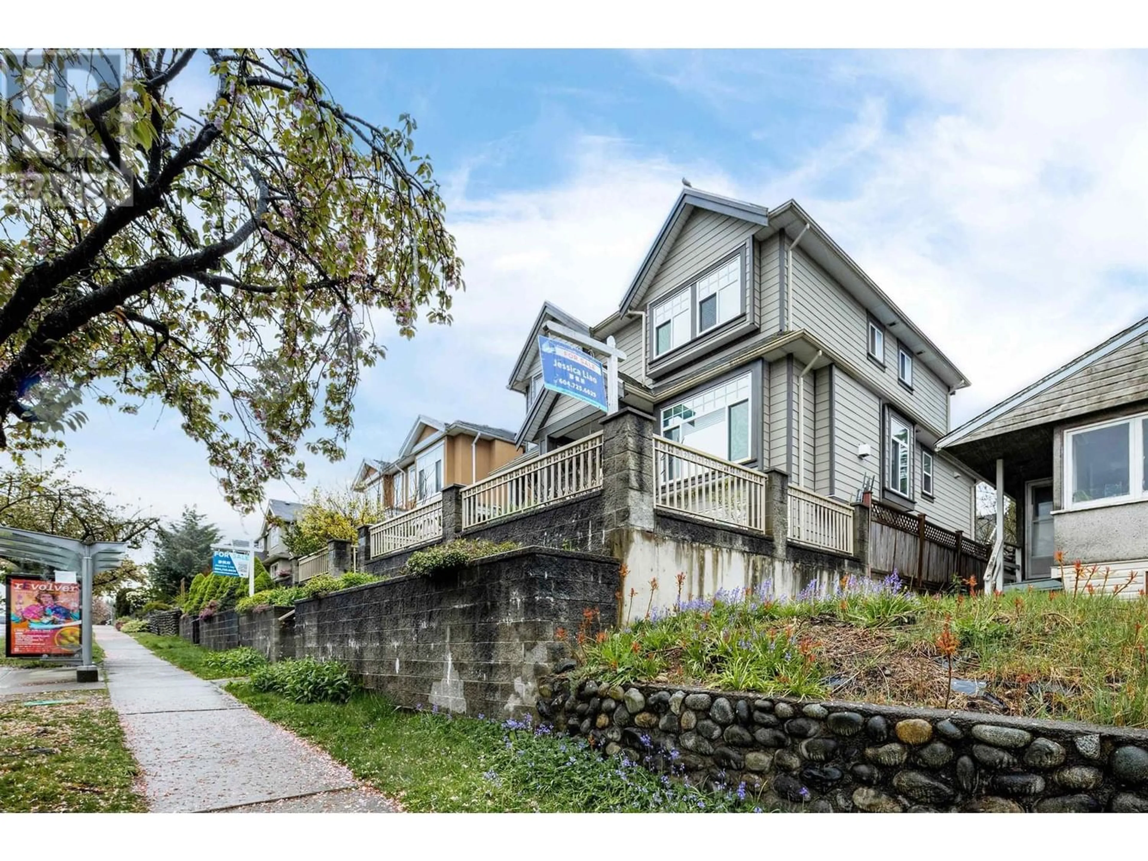 Frontside or backside of a home for 2726 E 49TH AVENUE, Vancouver British Columbia V5S1K4