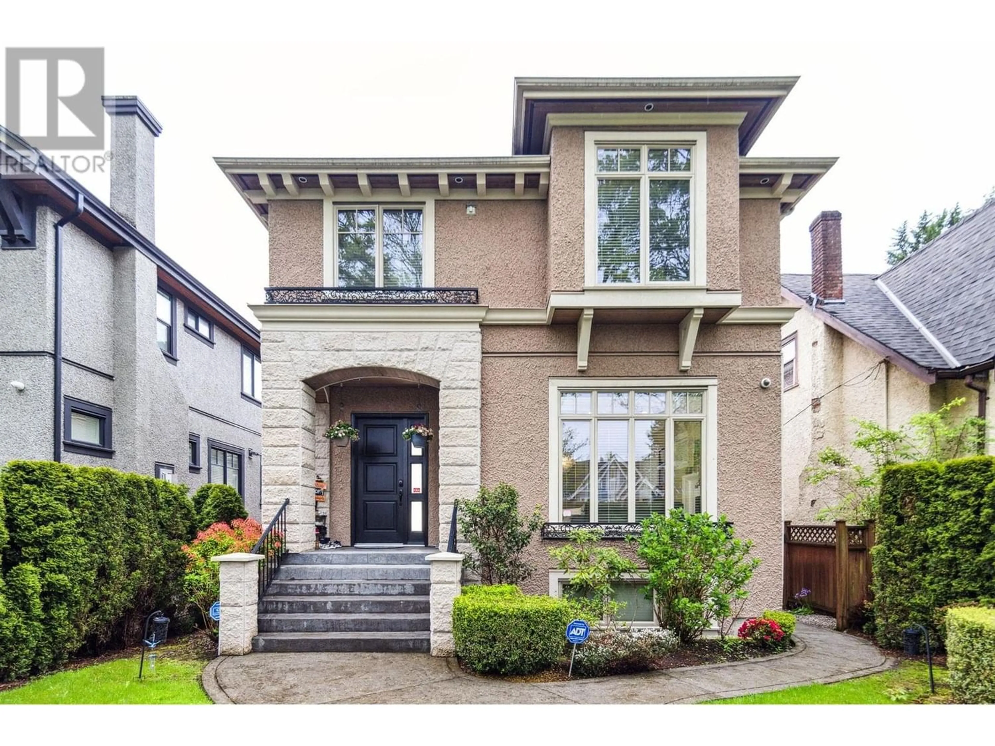 Home with brick exterior material for 2838 W 15TH AVENUE, Vancouver British Columbia V6K2Z9