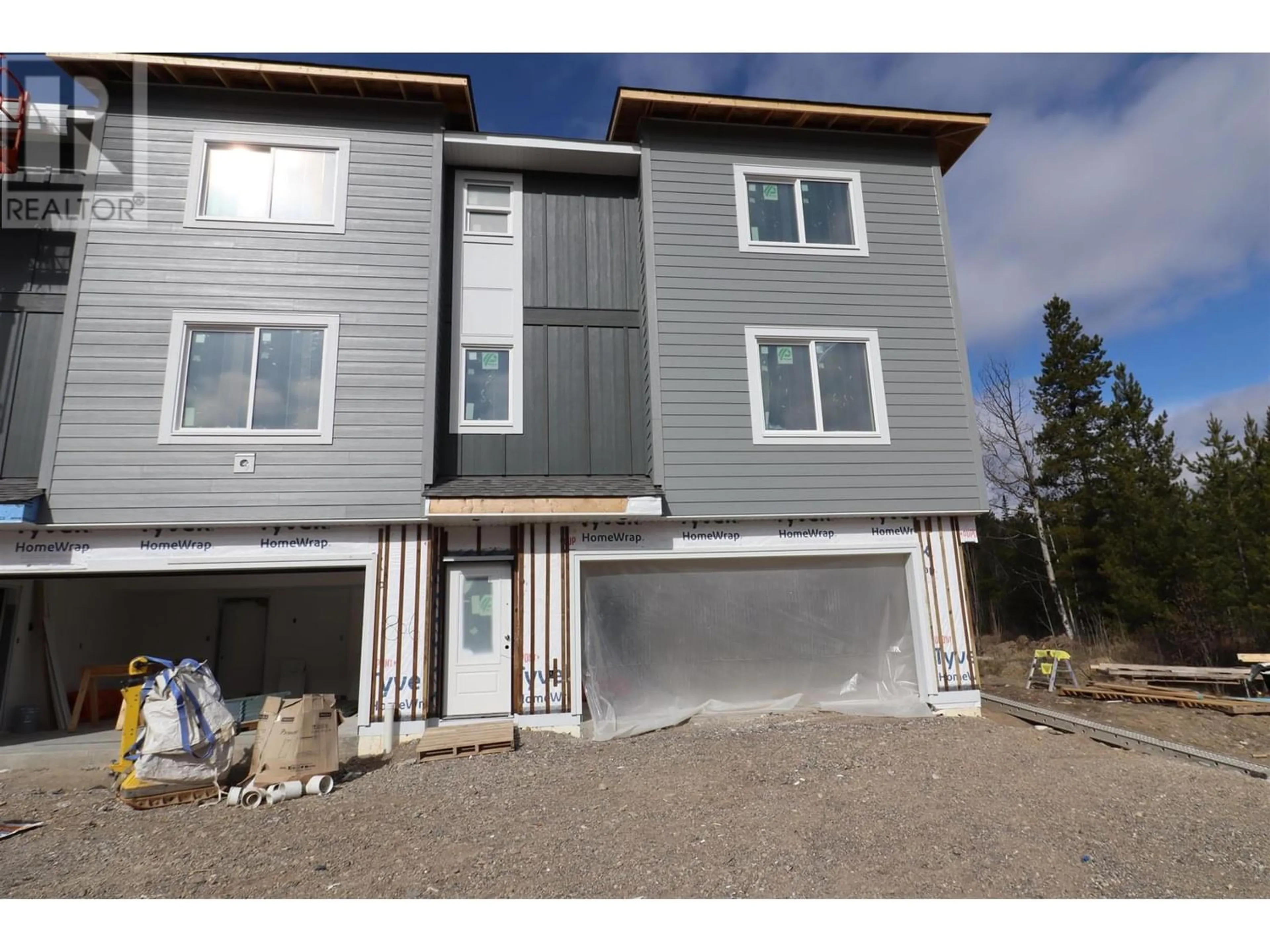 A pic from exterior of the house or condo for 806 4274 22ND AVENUE, Prince George British Columbia V2N0J4