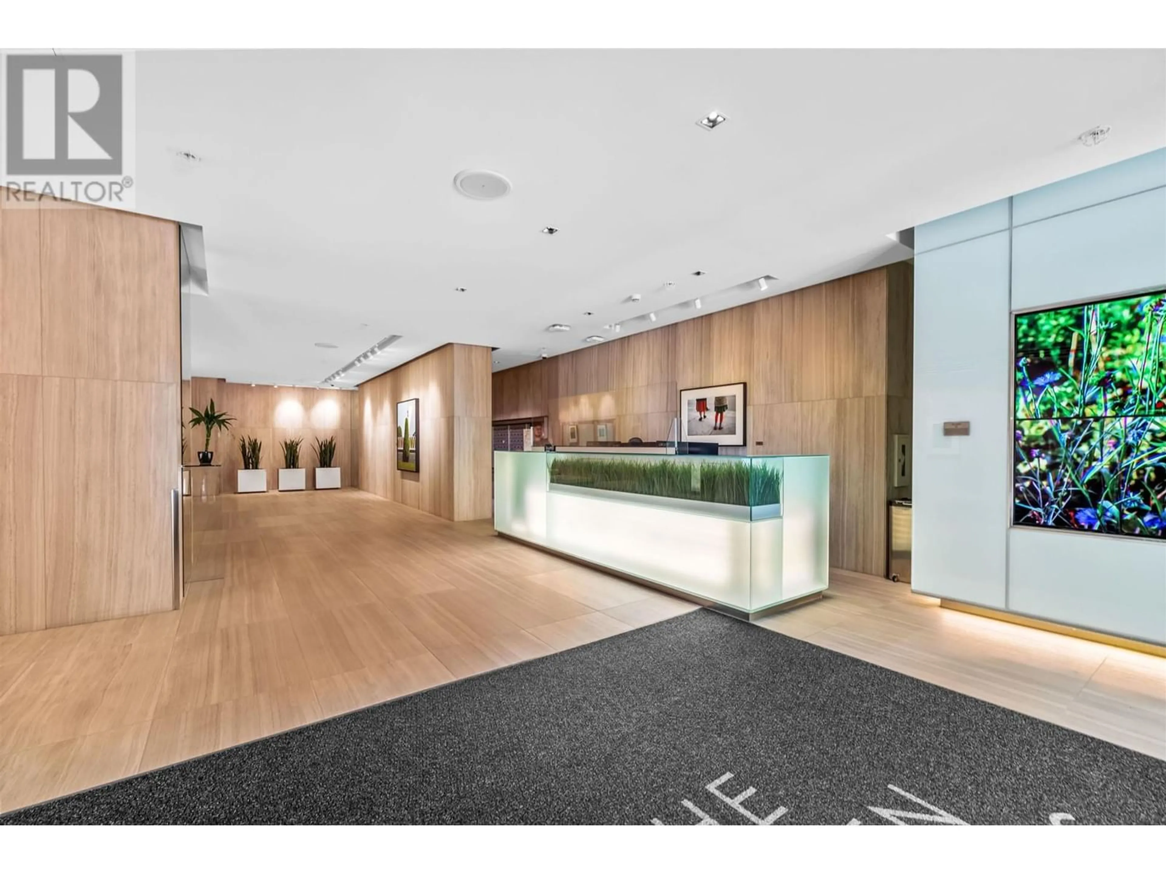 Indoor lobby for 3812 777 RICHARDS STREET, Vancouver British Columbia V6B0M6