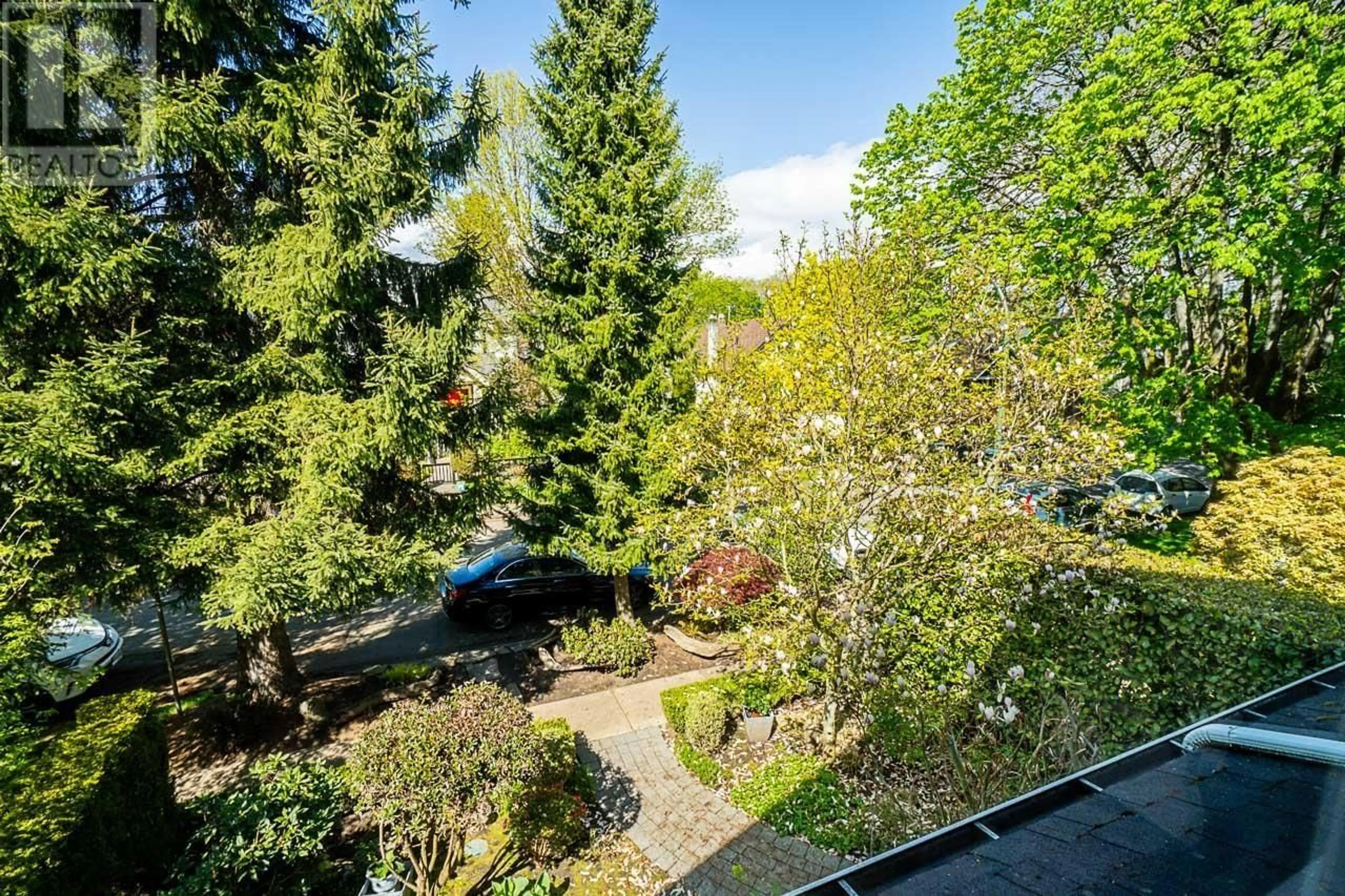 Patio for 596 W 18TH AVENUE, Vancouver British Columbia V5Z1V6