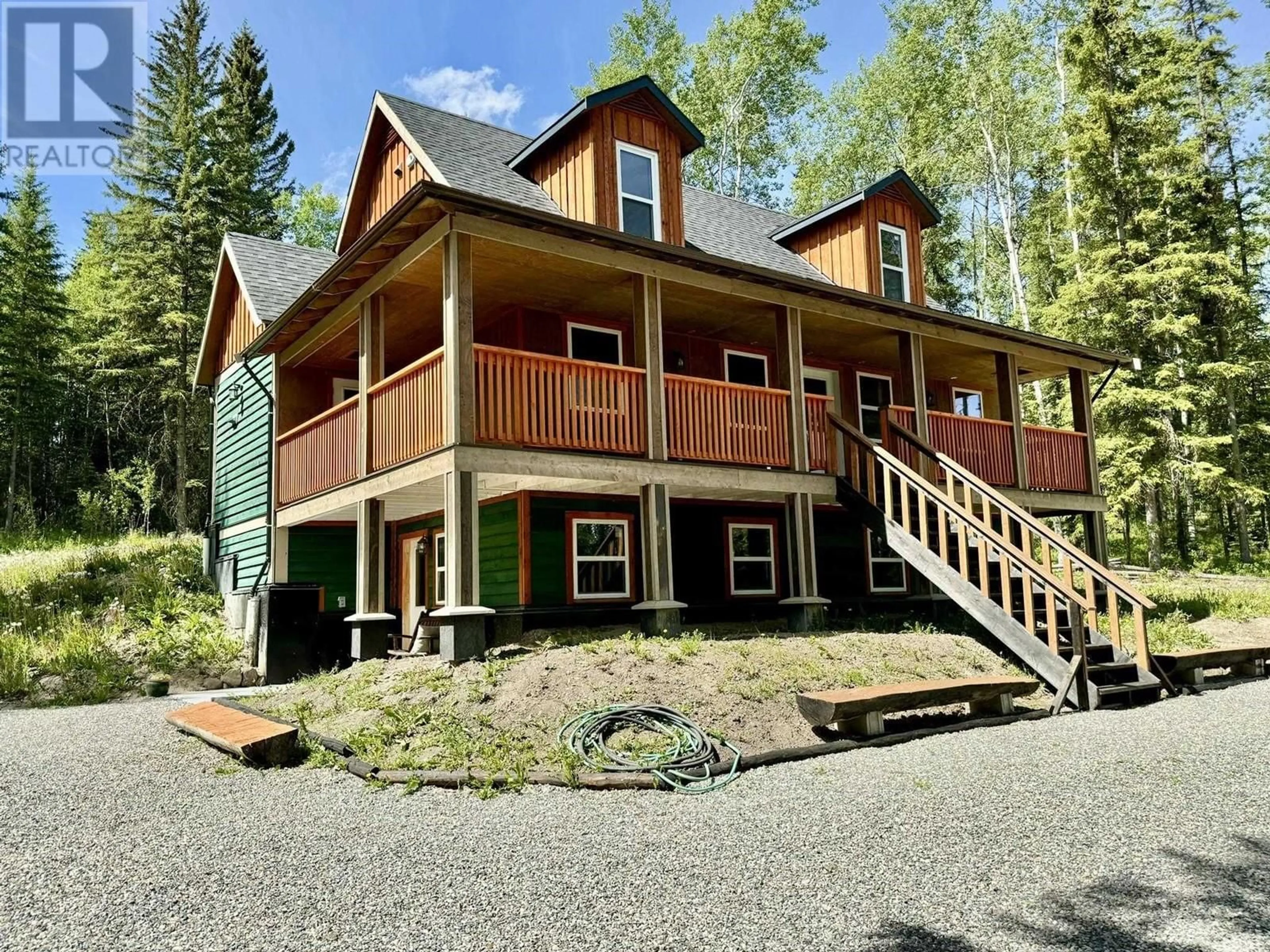 Cottage for 6352 WOLFE ROAD, Horse Lake British Columbia V0K2E3