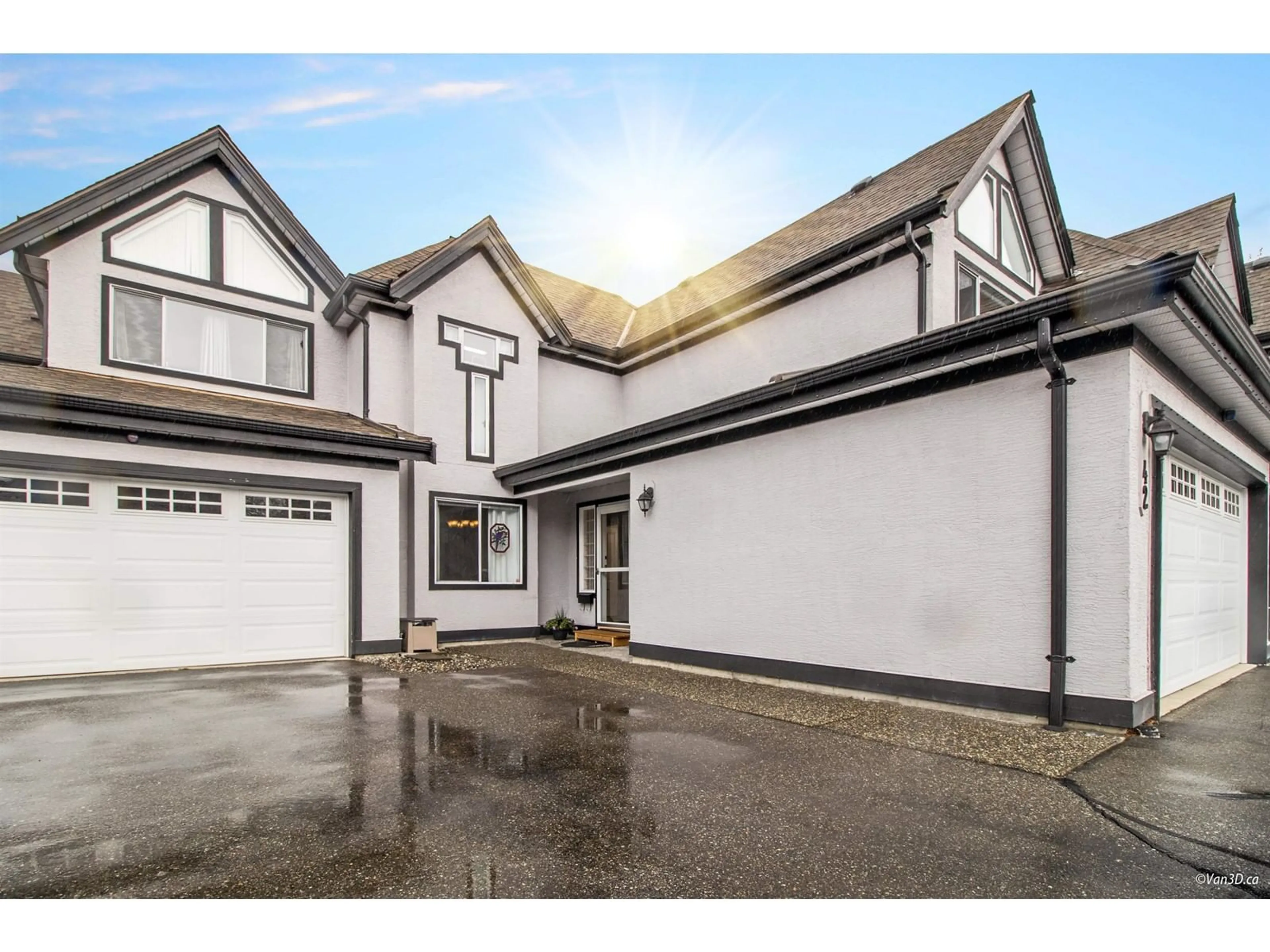 Frontside or backside of a home for 42 8567 164 STREET, Surrey British Columbia V4N3K4
