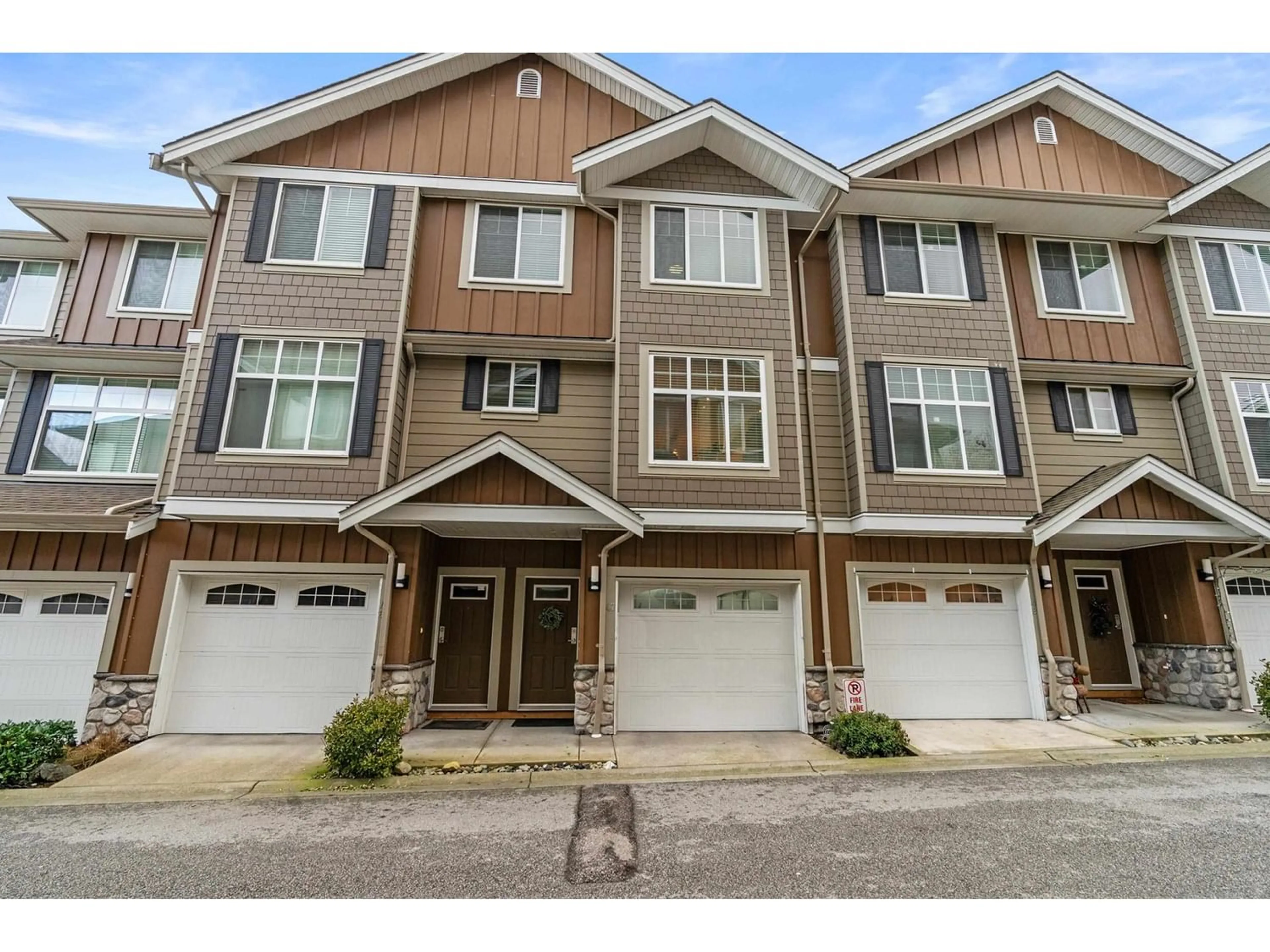 A pic from exterior of the house or condo for 47 3009 156 STREET, Surrey British Columbia V3Z0N9