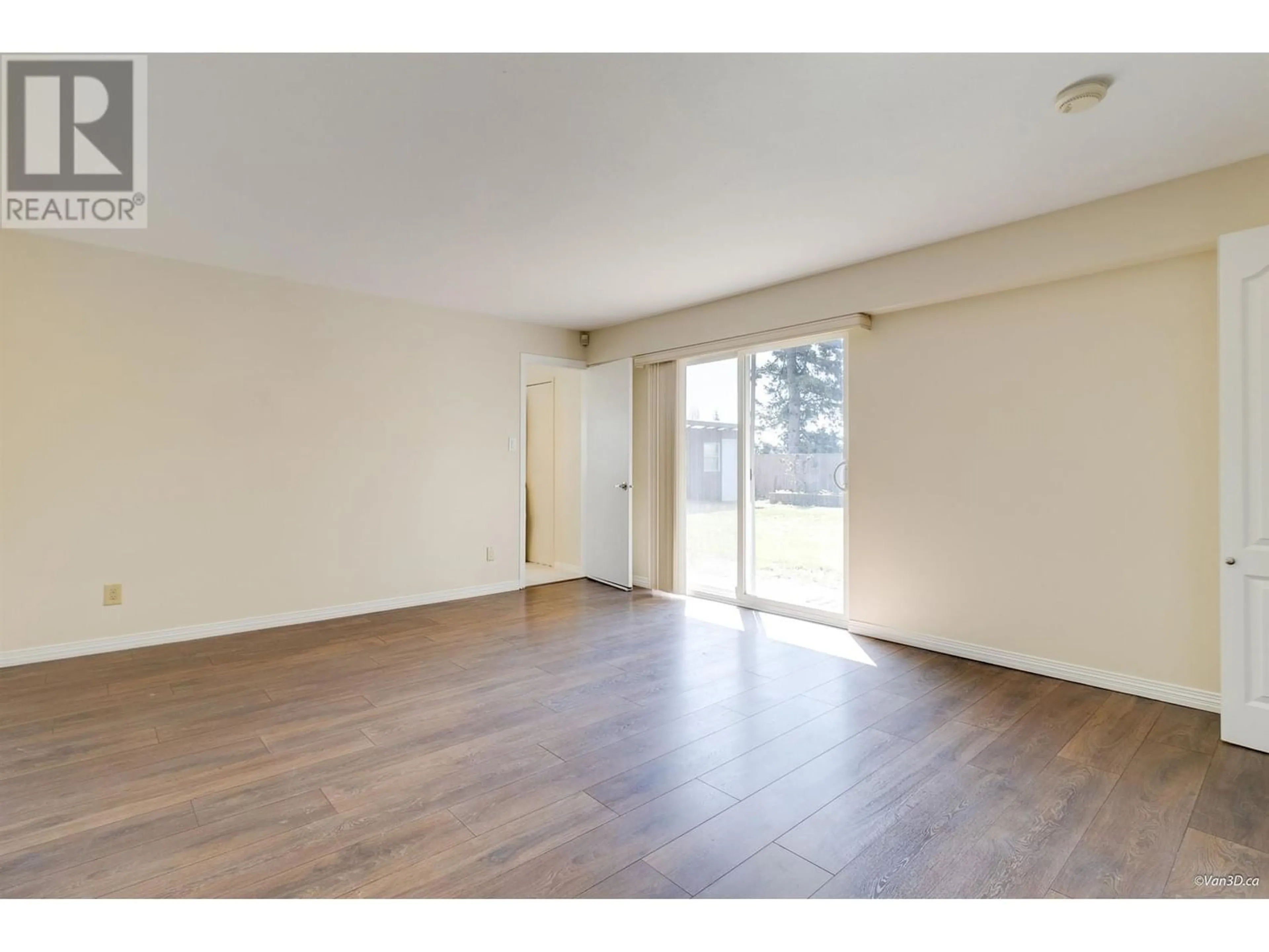 A pic of a room for 662 SHAW AVENUE, Coquitlam British Columbia V3K2R6