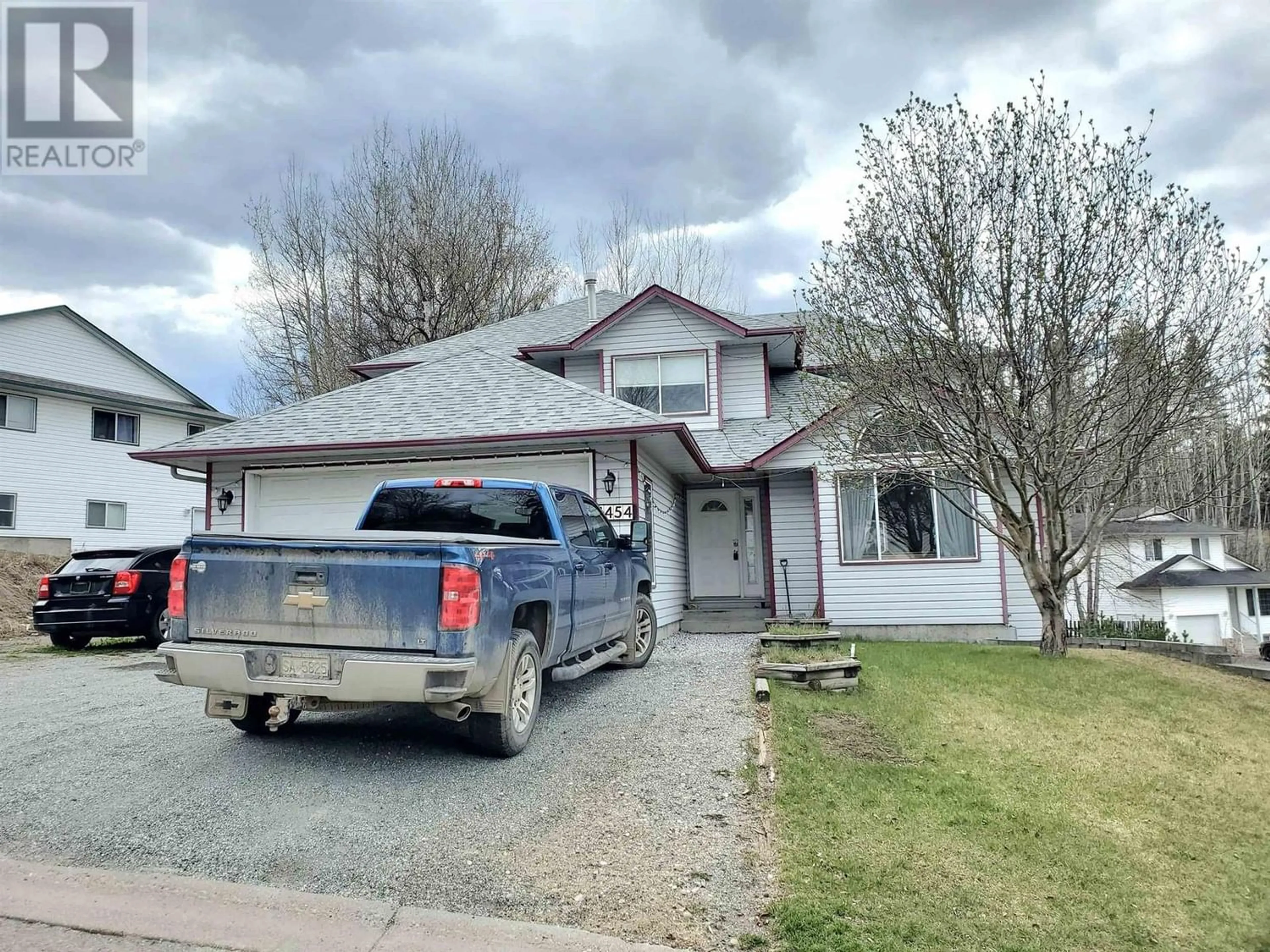 Frontside or backside of a home for 4454 WHEELER ROAD, Prince George British Columbia V2N5H5