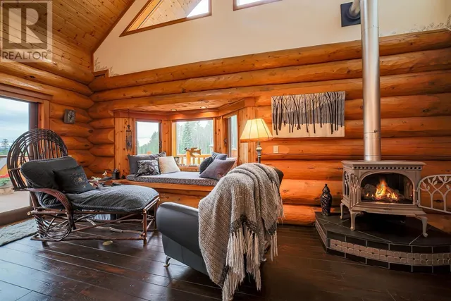 24573 WALCOTT ROAD, Telkwa 4