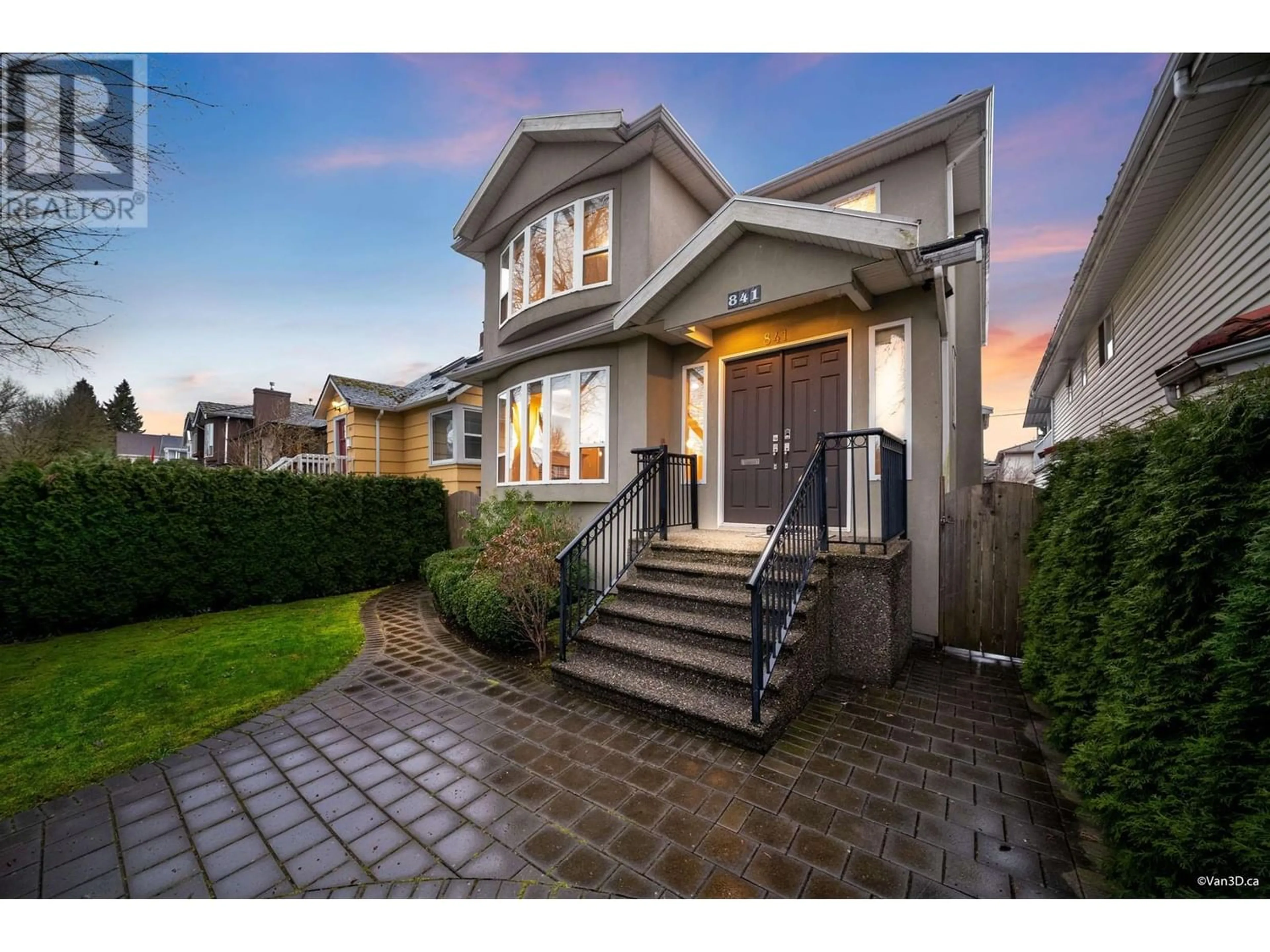 Frontside or backside of a home for 841 E 38TH AVENUE, Vancouver British Columbia V5W1J2