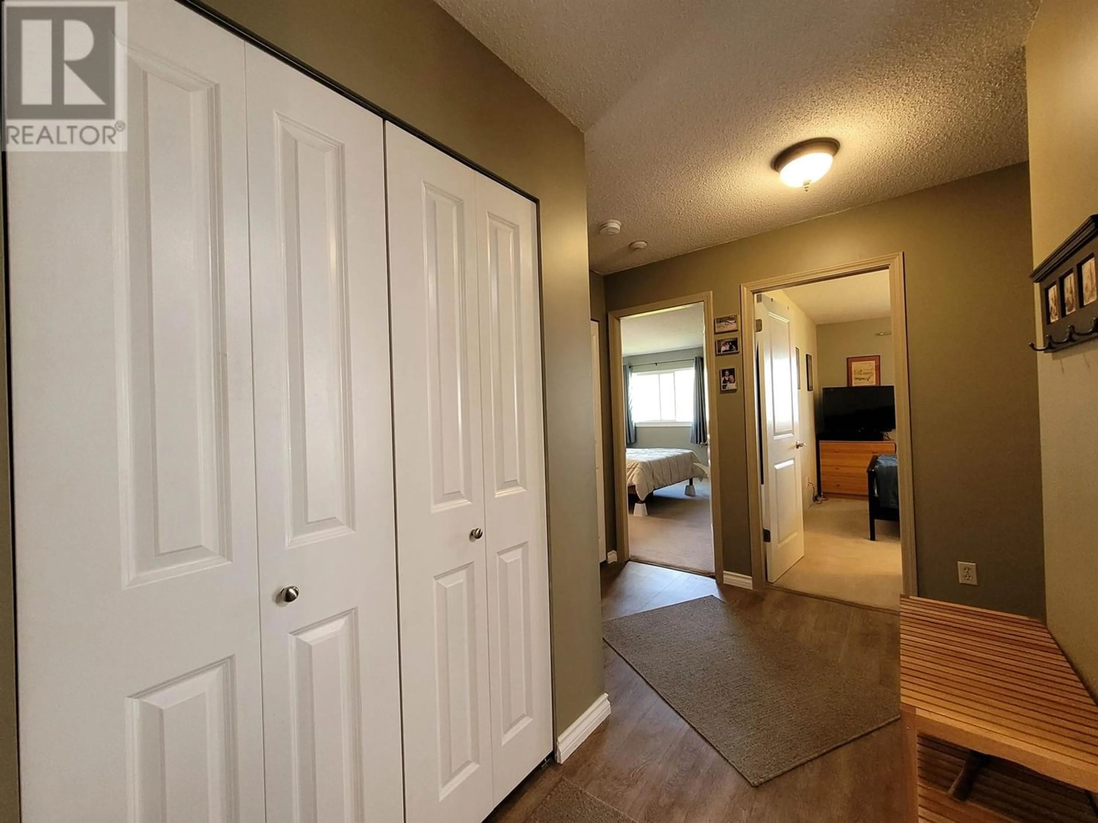 Indoor entryway for 310 4926 48 AVENUE, Delta British Columbia V4K1V3