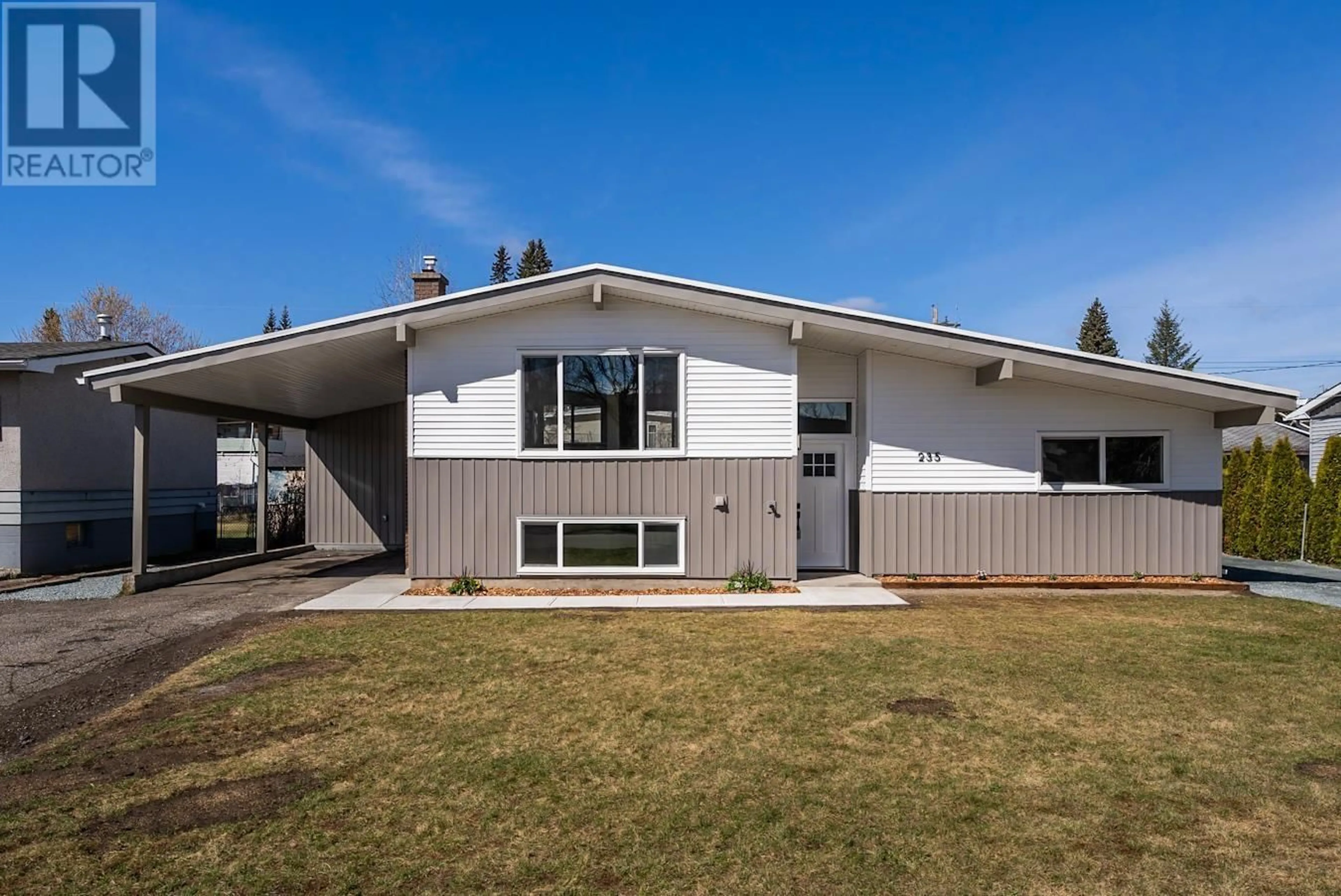 Frontside or backside of a home for 235 N LYON STREET, Prince George British Columbia V2M3E9