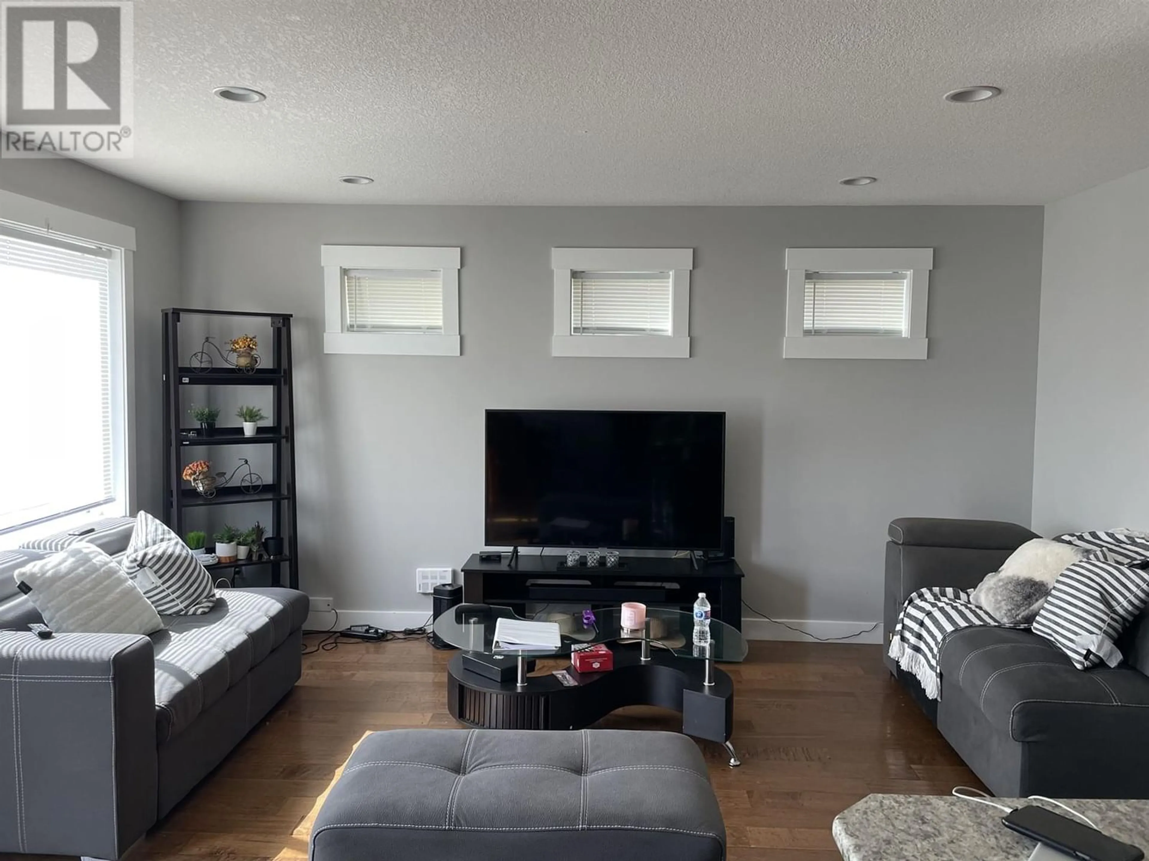 Living room for 10911 104A AVENUE, Fort St. John British Columbia V1J0J3